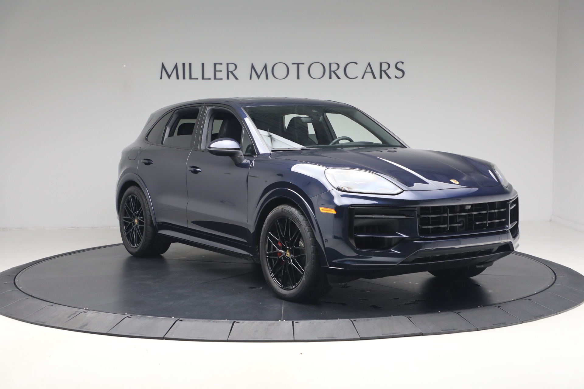 Used-2024-Porsche-Cayenne-S
