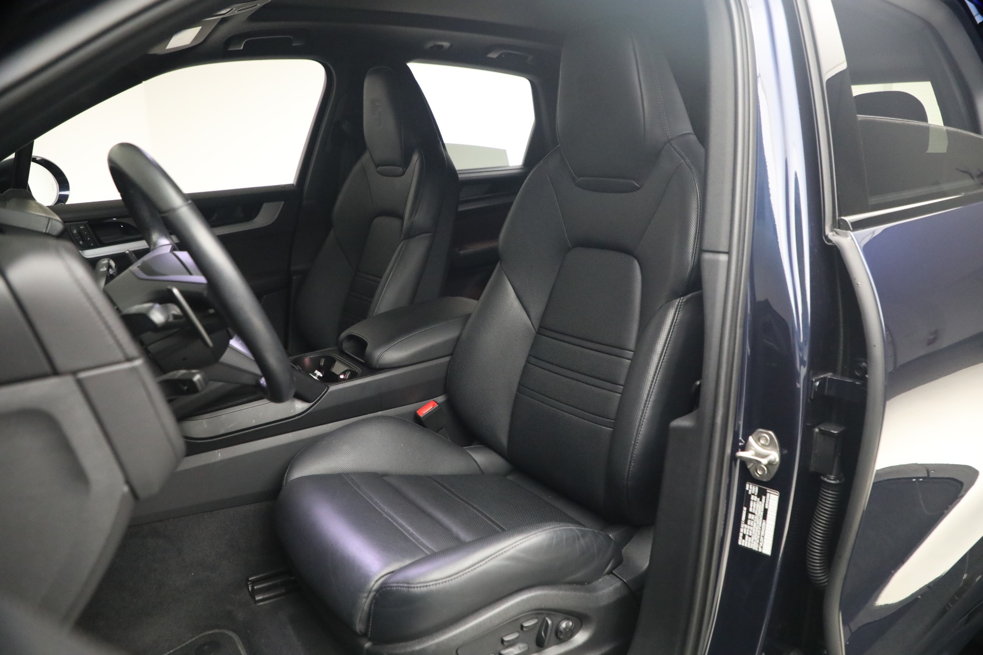 Used-2024-Porsche-Cayenne-S