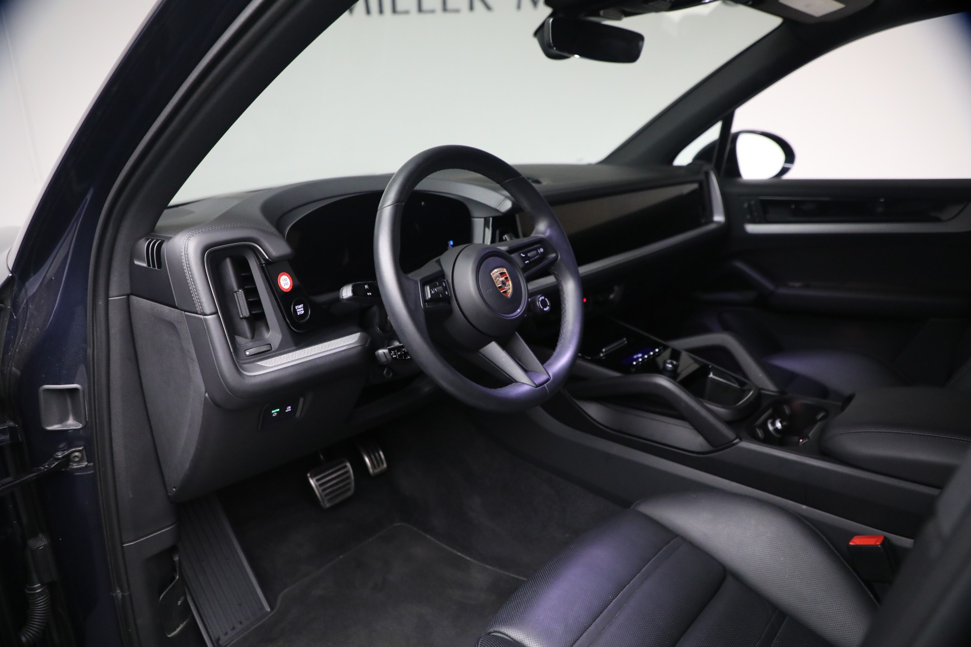 Used-2024-Porsche-Cayenne-S