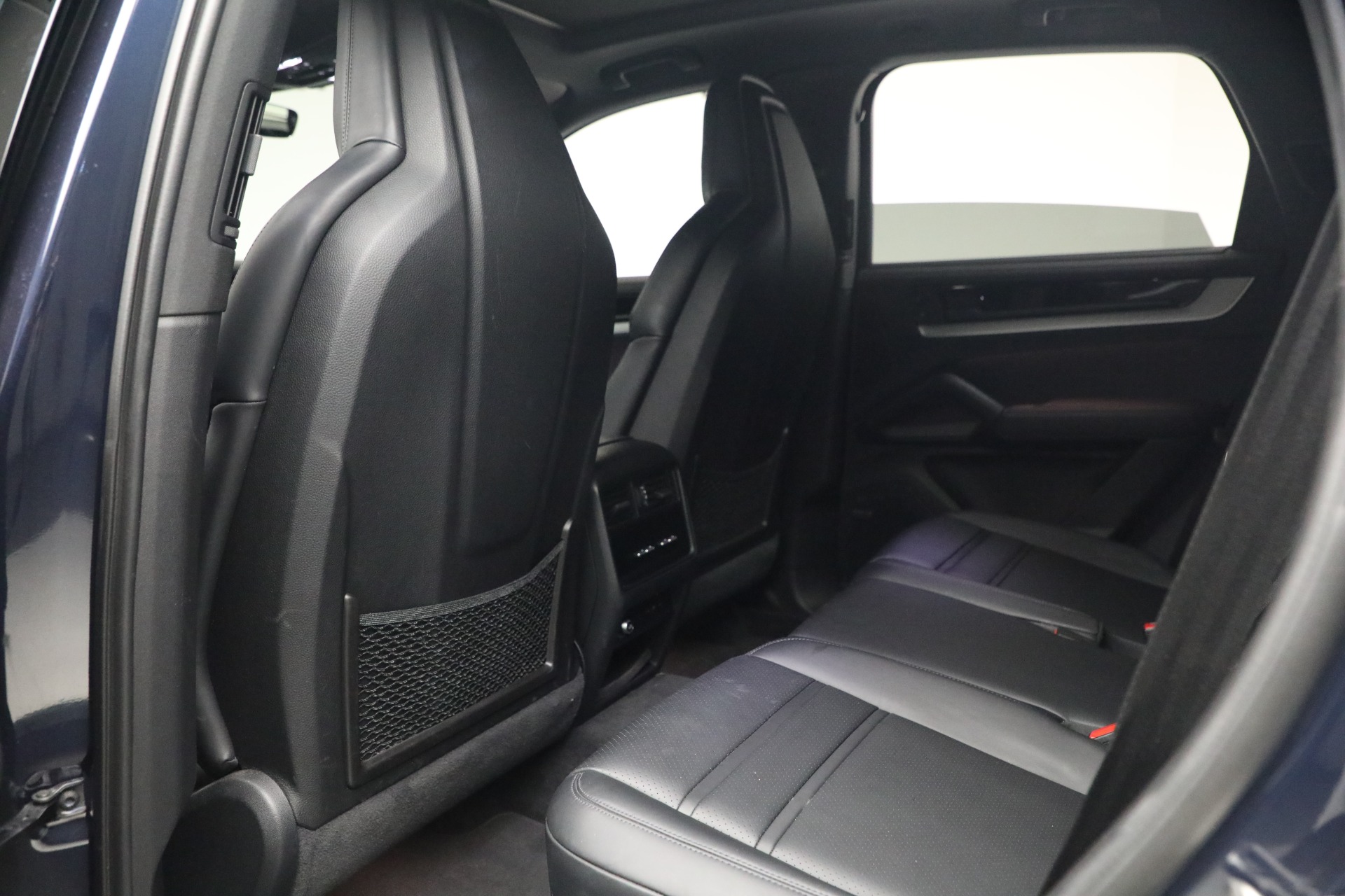 Used-2024-Porsche-Cayenne-S