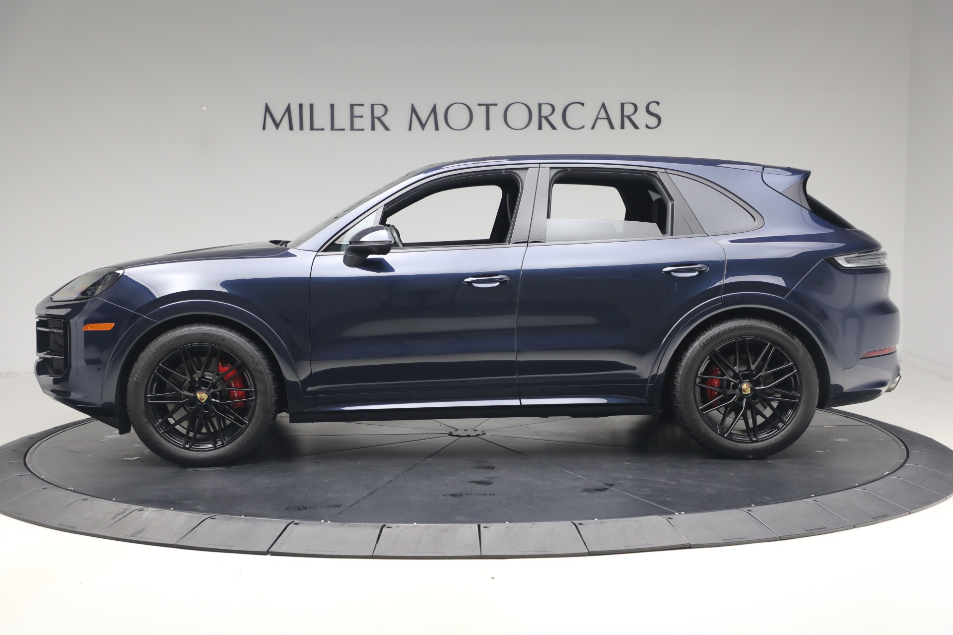 Used-2024-Porsche-Cayenne-S