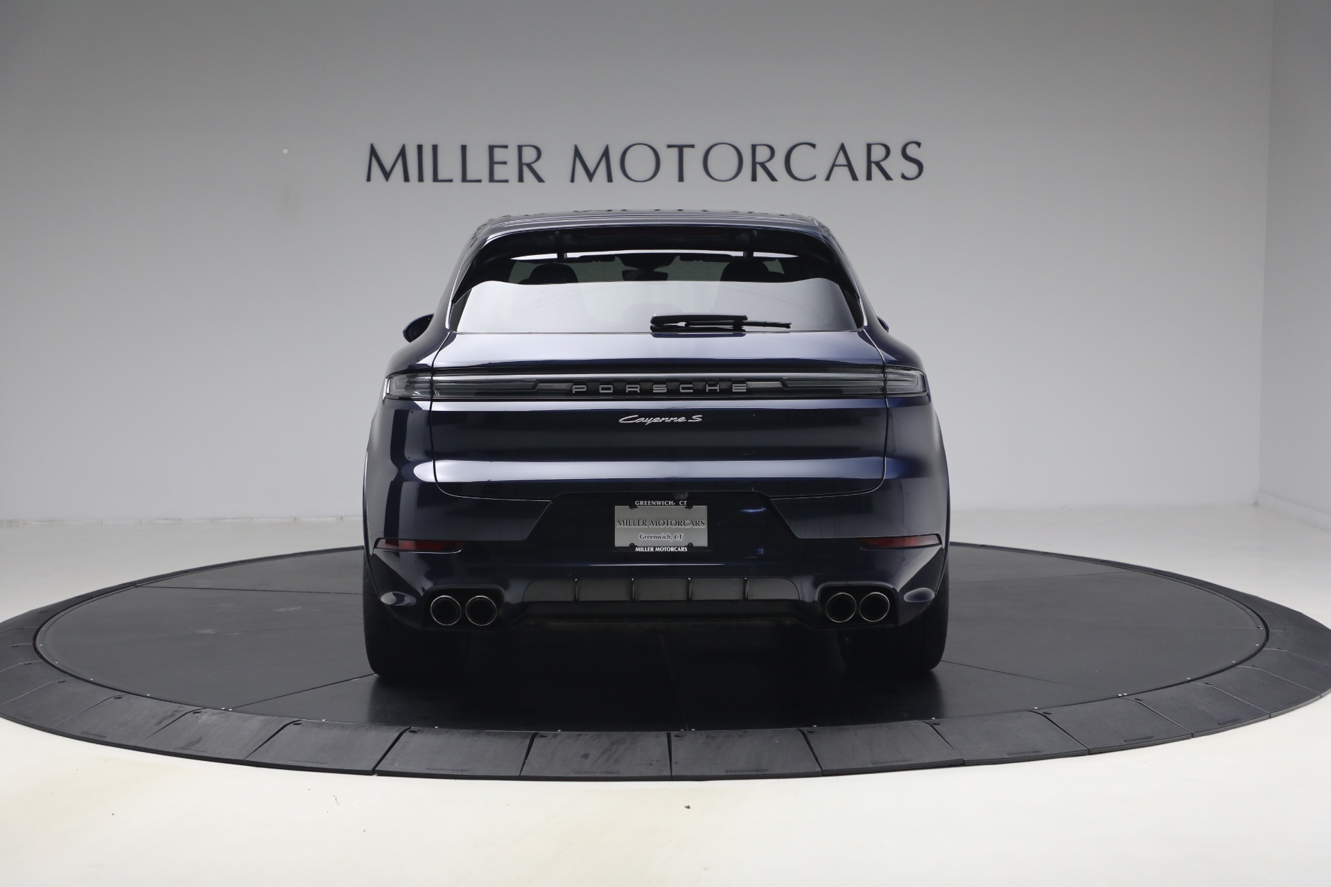 Used-2024-Porsche-Cayenne-S