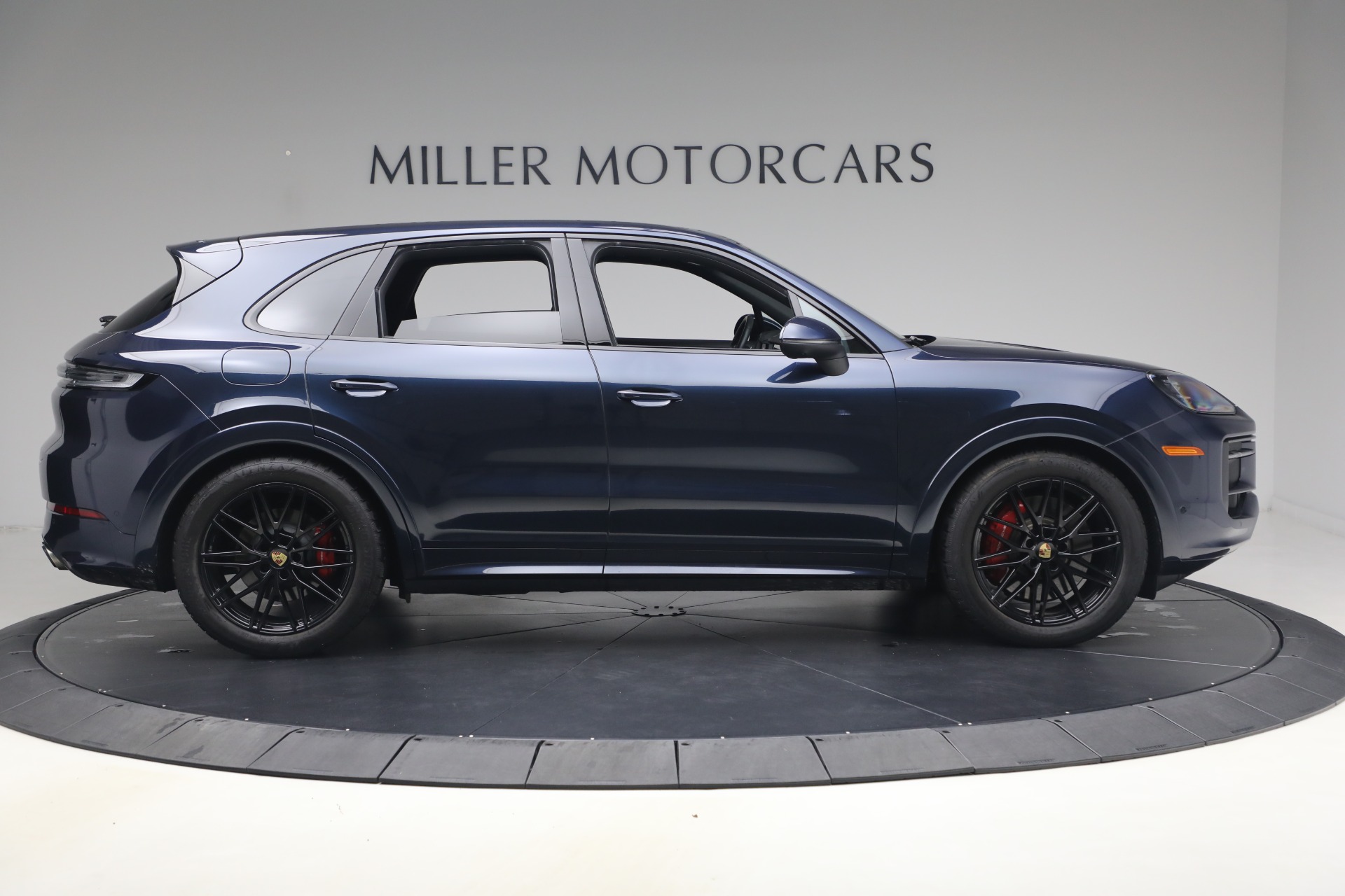 Used-2024-Porsche-Cayenne-S