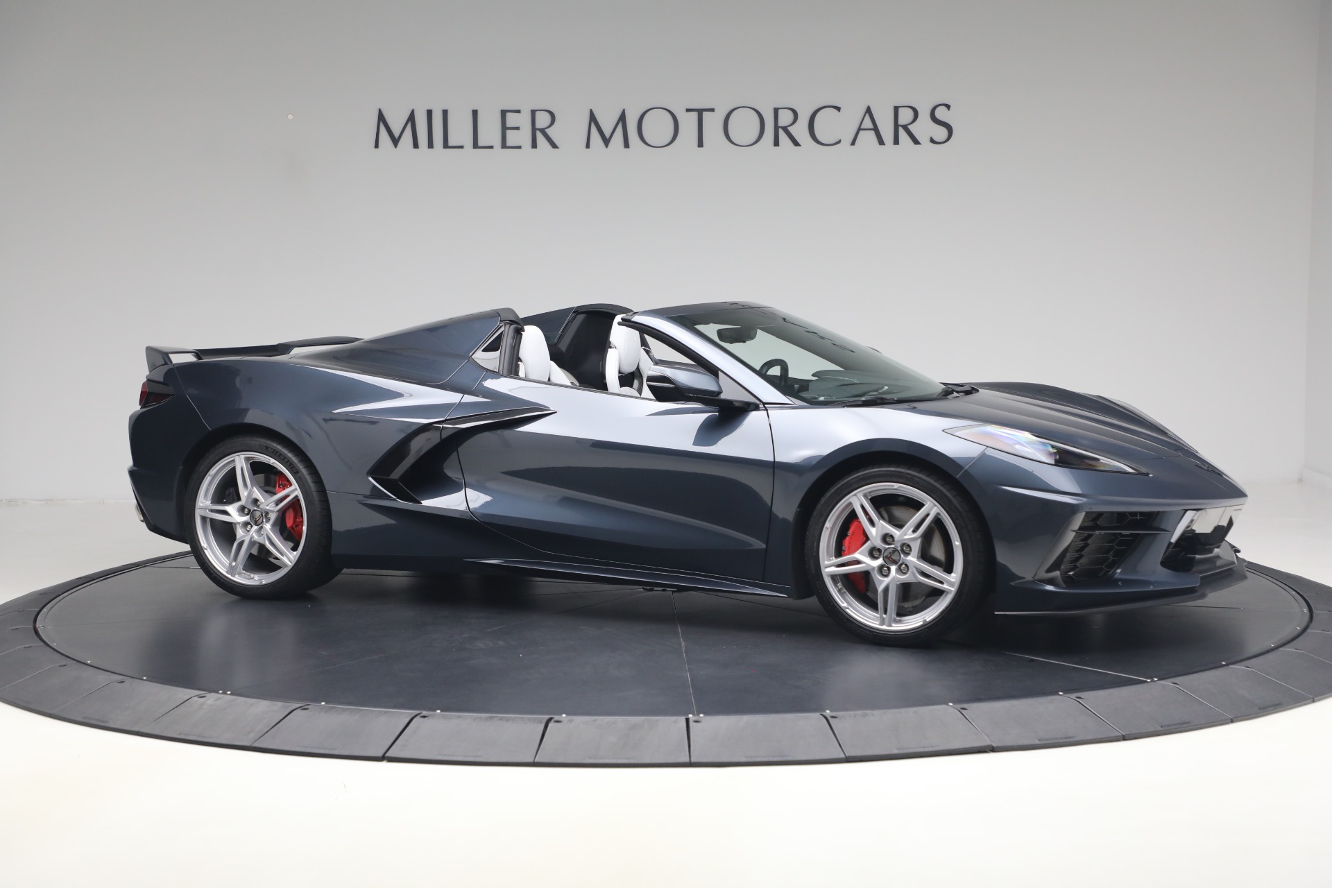 Used-2021-Chevrolet-Corvette-Stingray