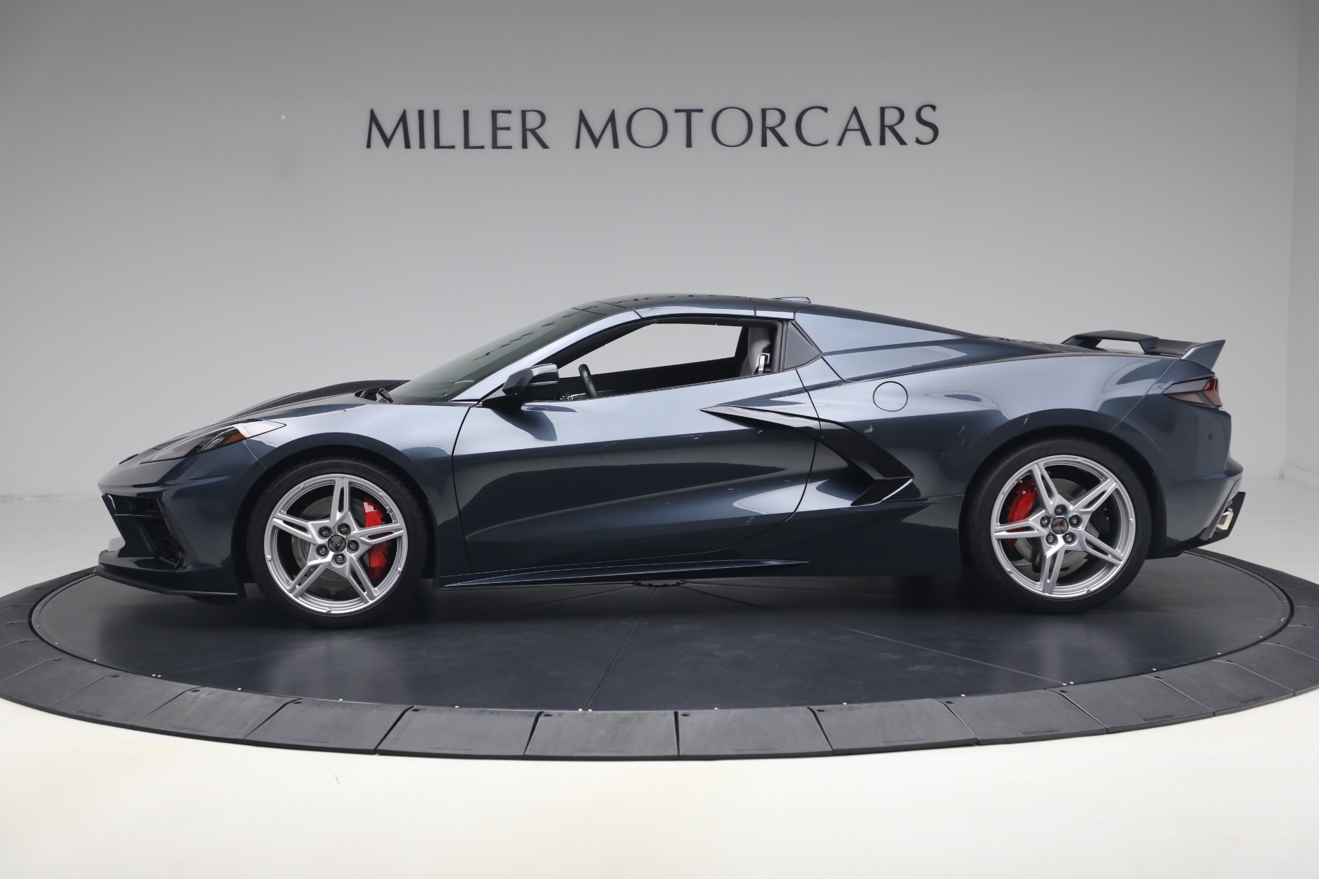 Used-2021-Chevrolet-Corvette-Stingray