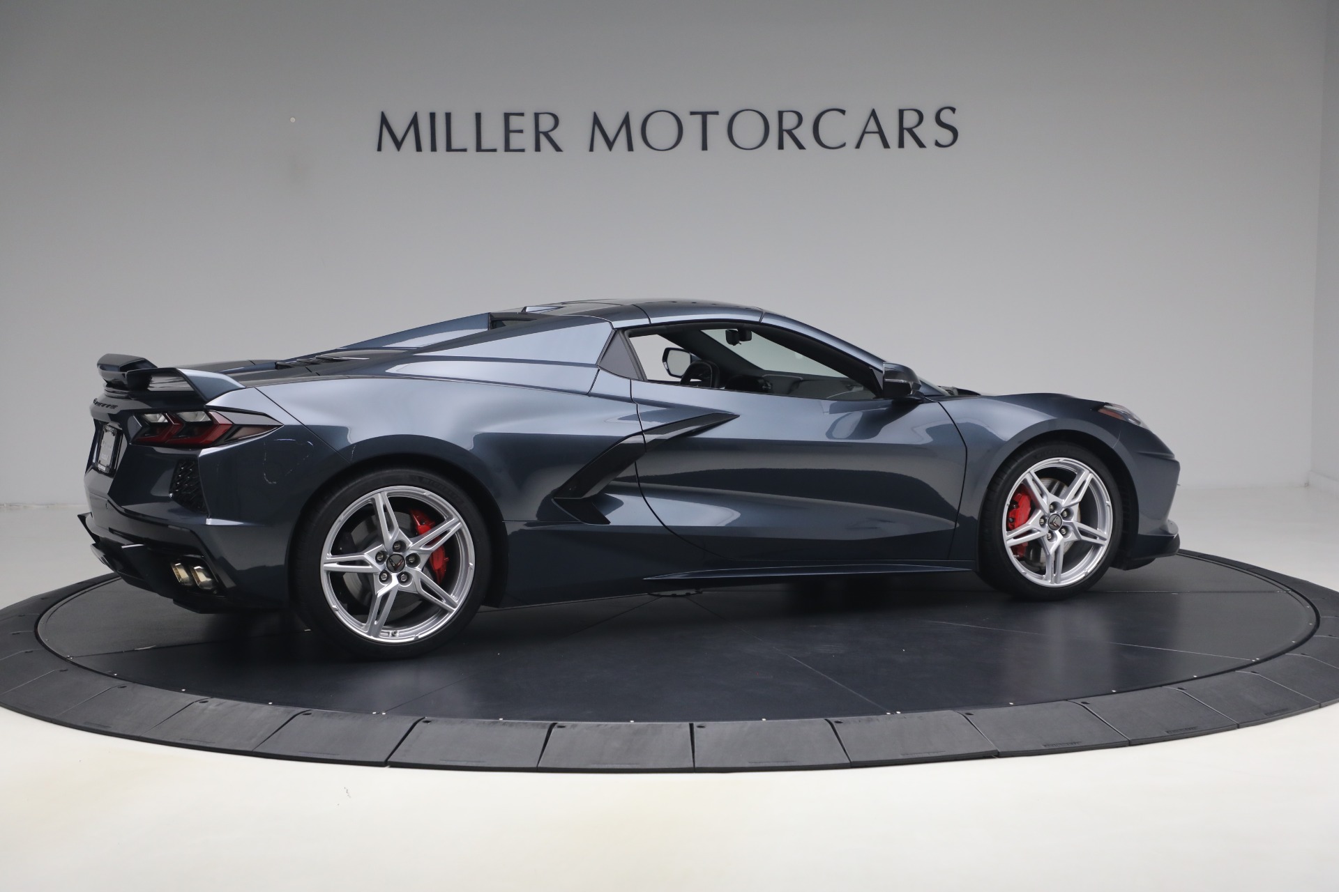 Used-2021-Chevrolet-Corvette-Stingray