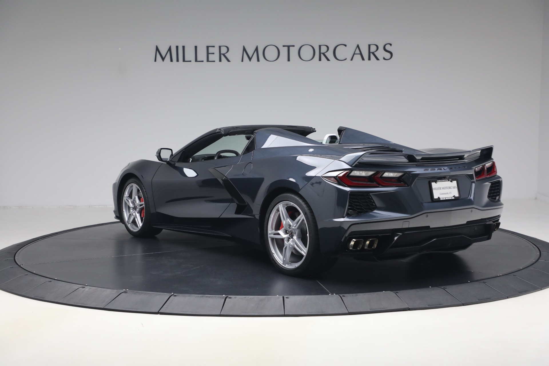Used-2021-Chevrolet-Corvette-Stingray