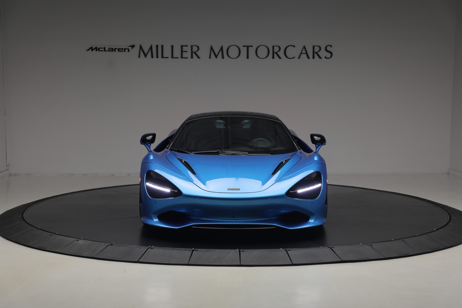 New-2027-McLaren-750S-Spider-TechLux