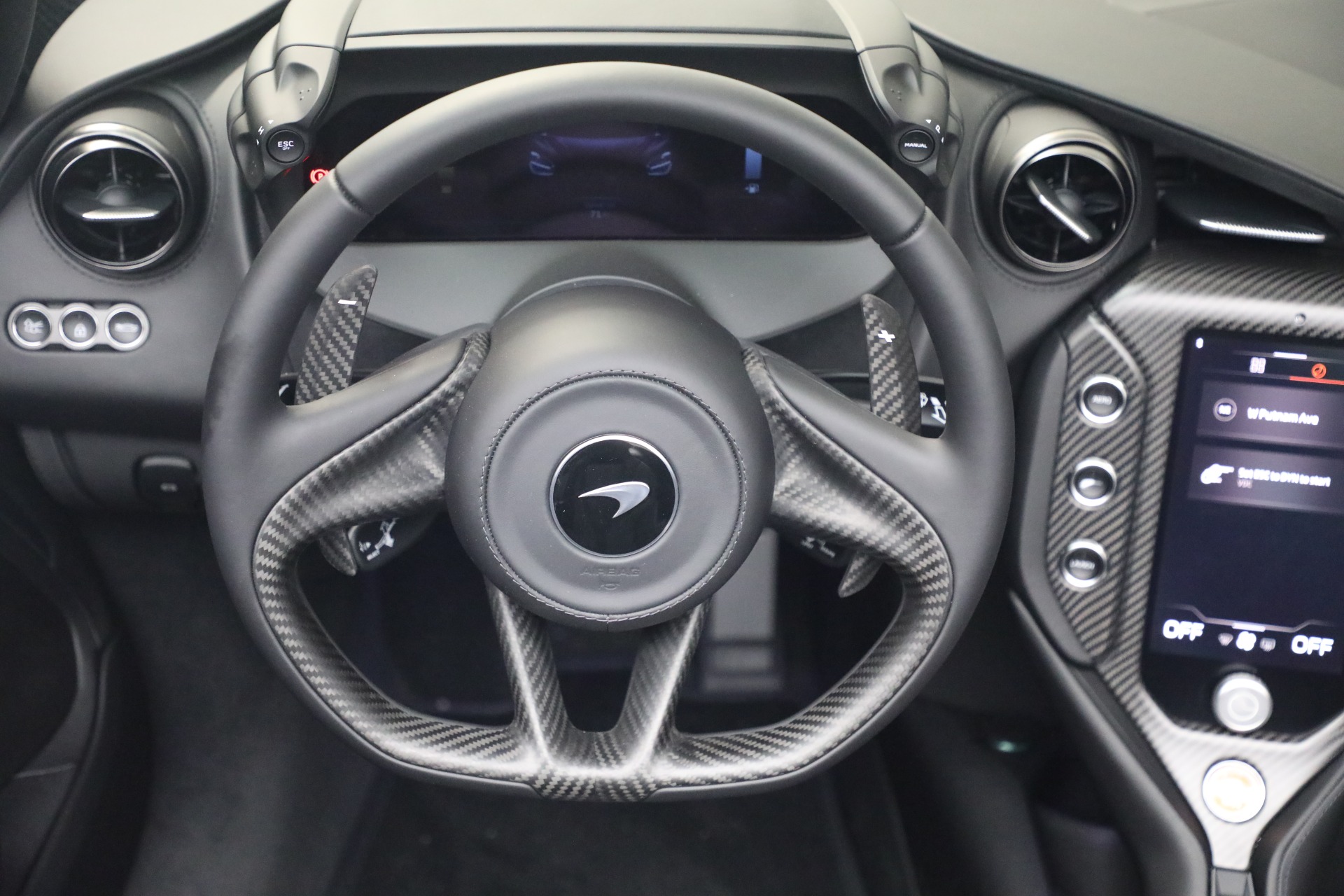 New-2027-McLaren-750S-Spider-TechLux