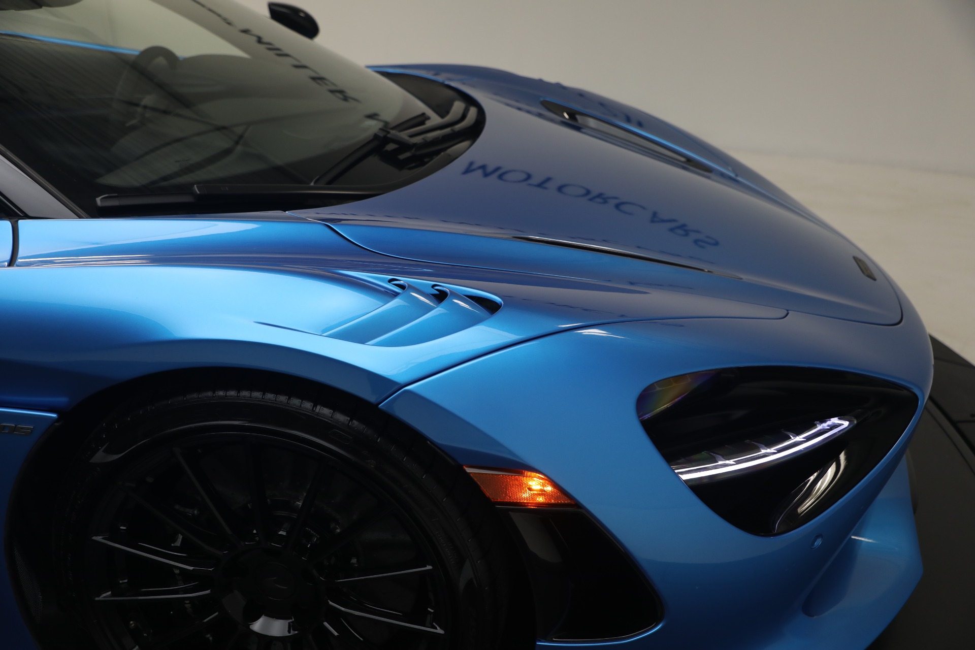 New-2027-McLaren-750S-Spider-TechLux