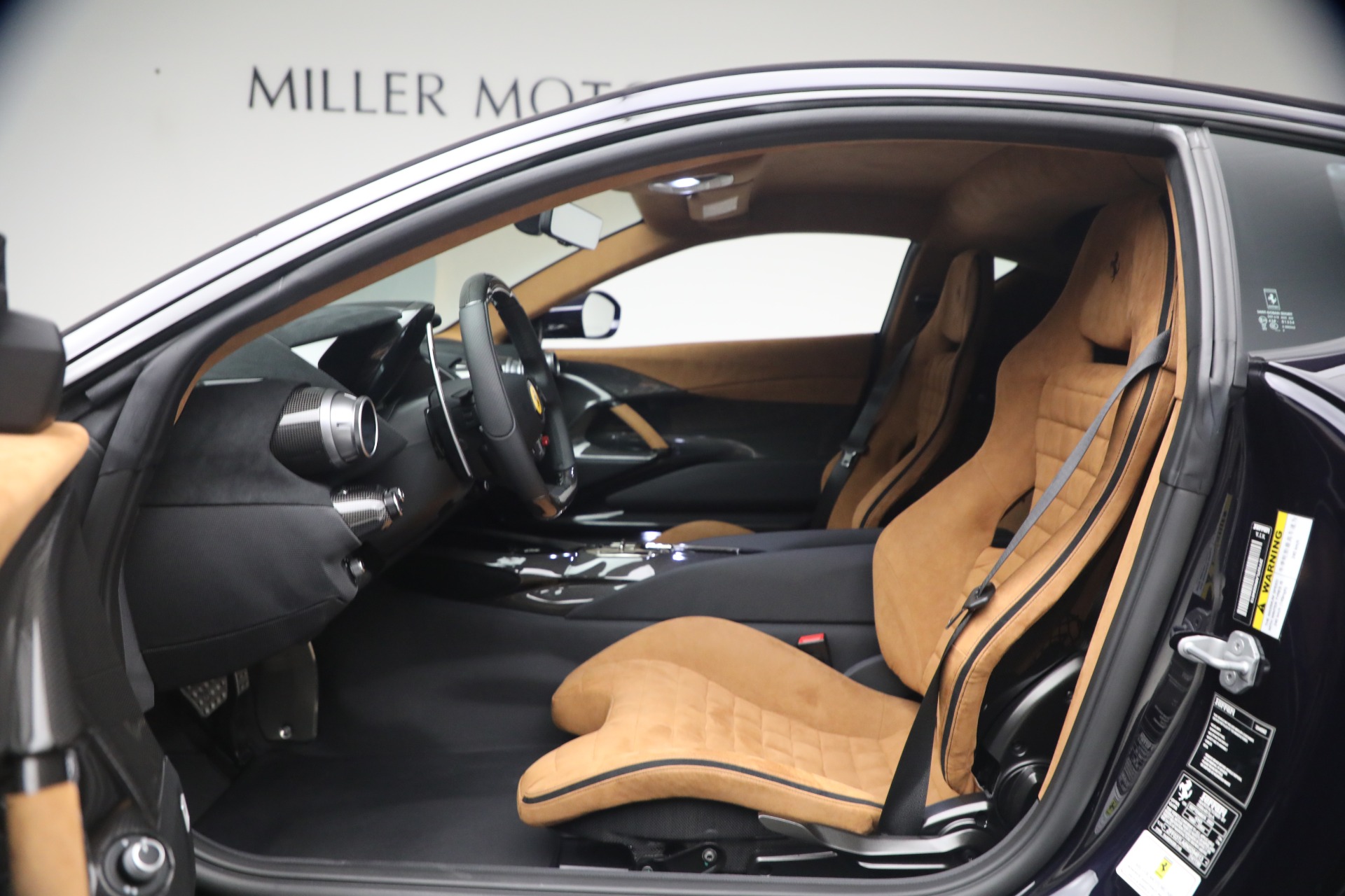 Used-2022-Ferrari-812-Competizione