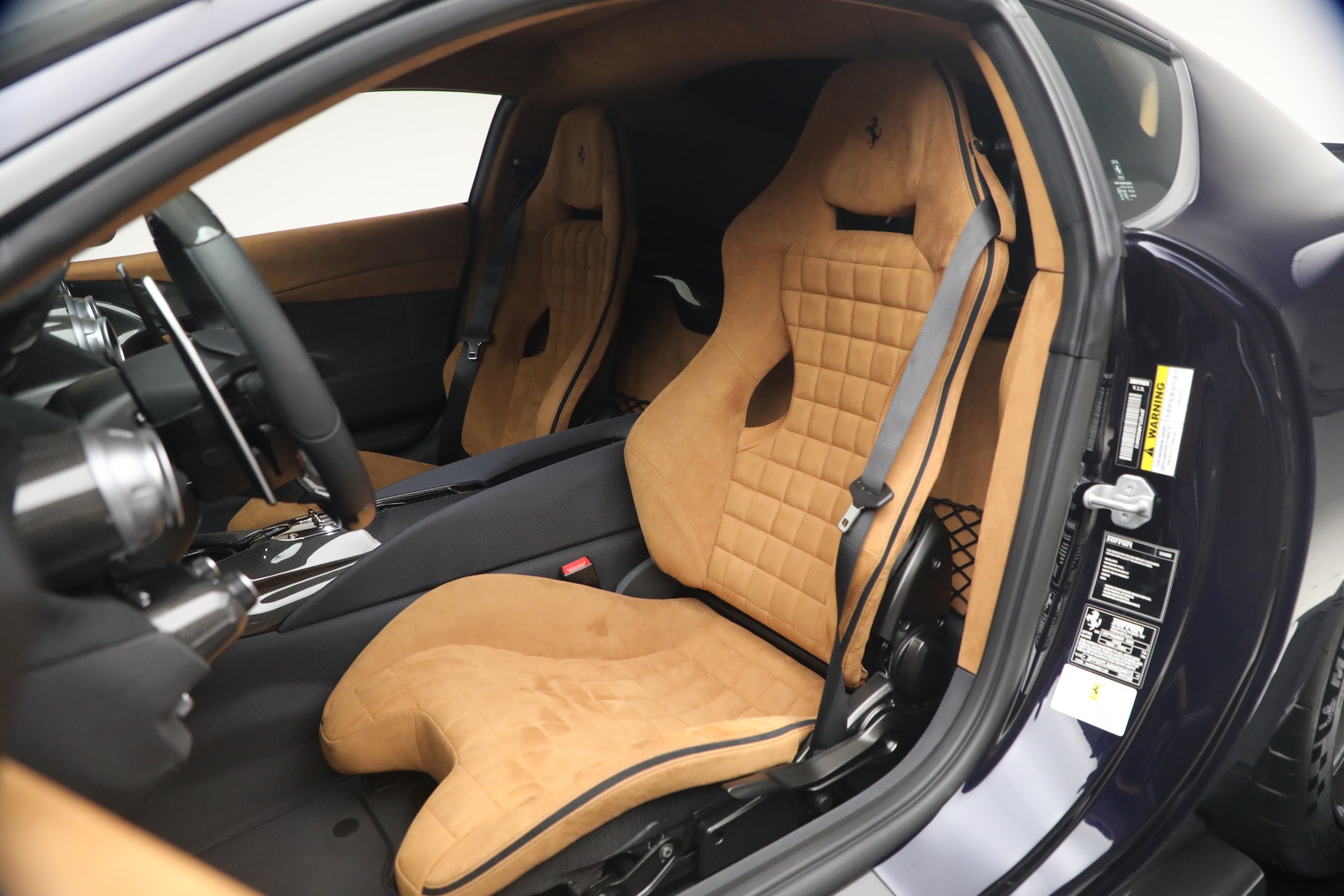 Used-2022-Ferrari-812-Competizione