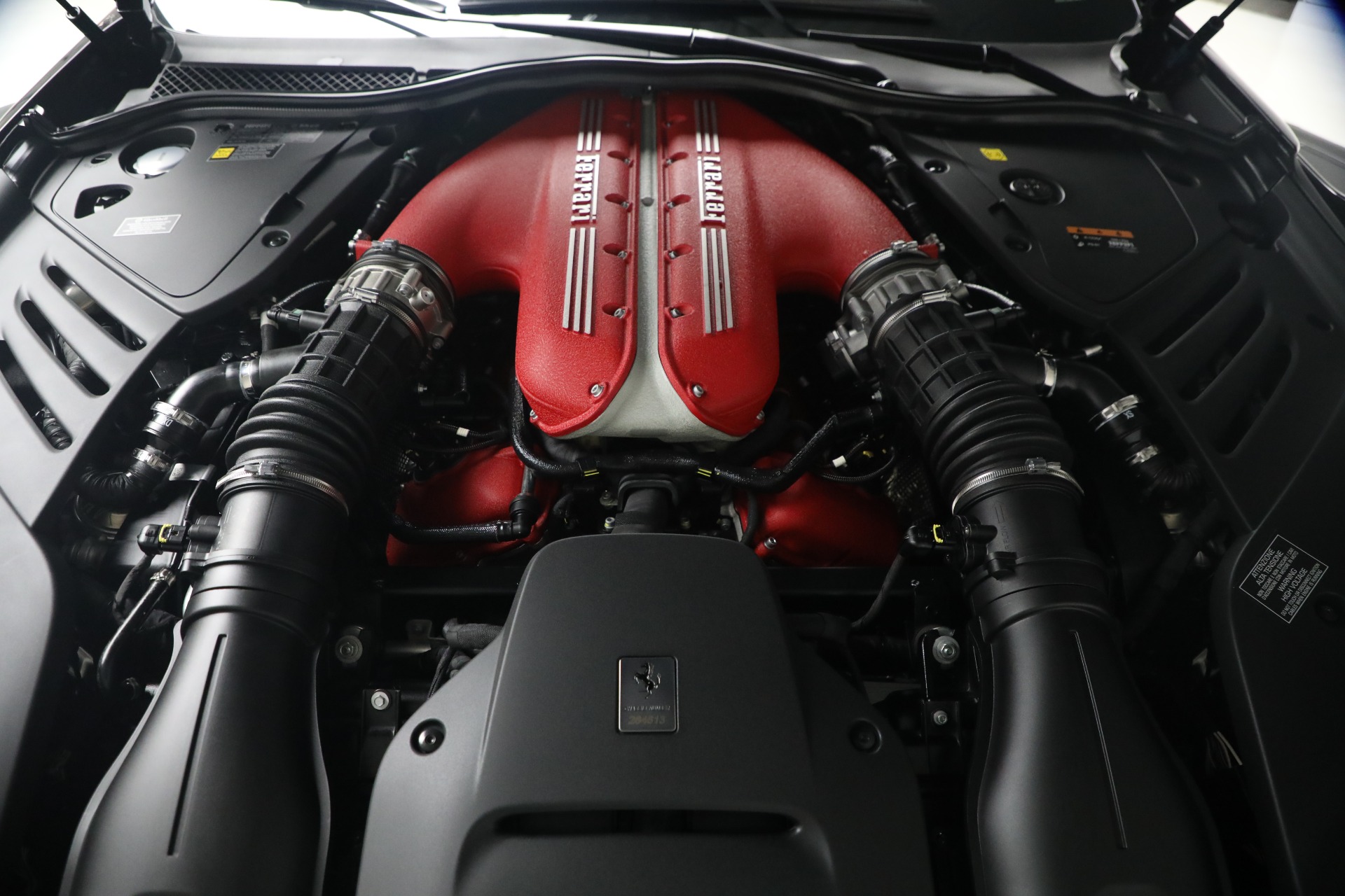Used-2022-Ferrari-812-Competizione