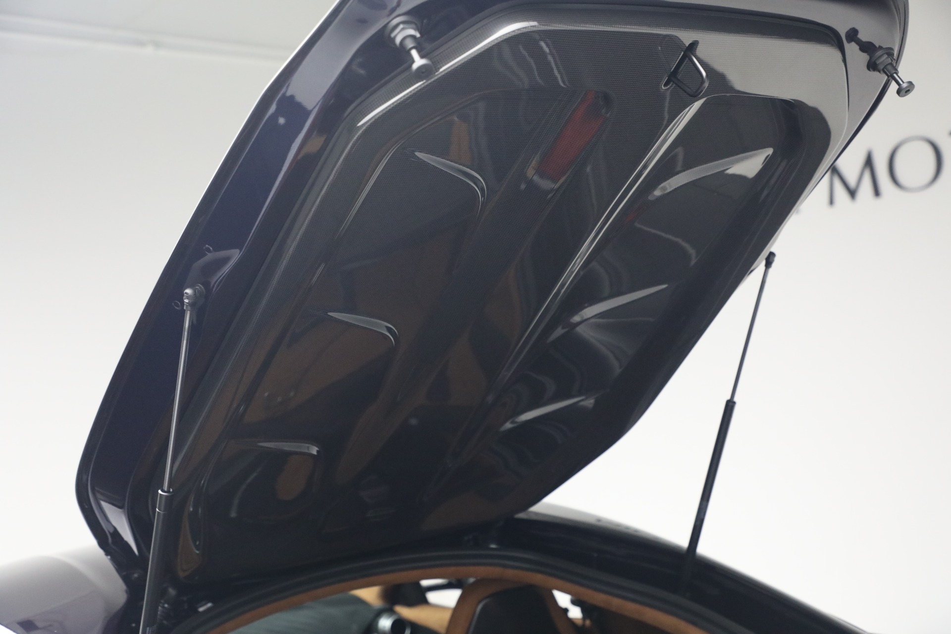 Used-2022-Ferrari-812-Competizione