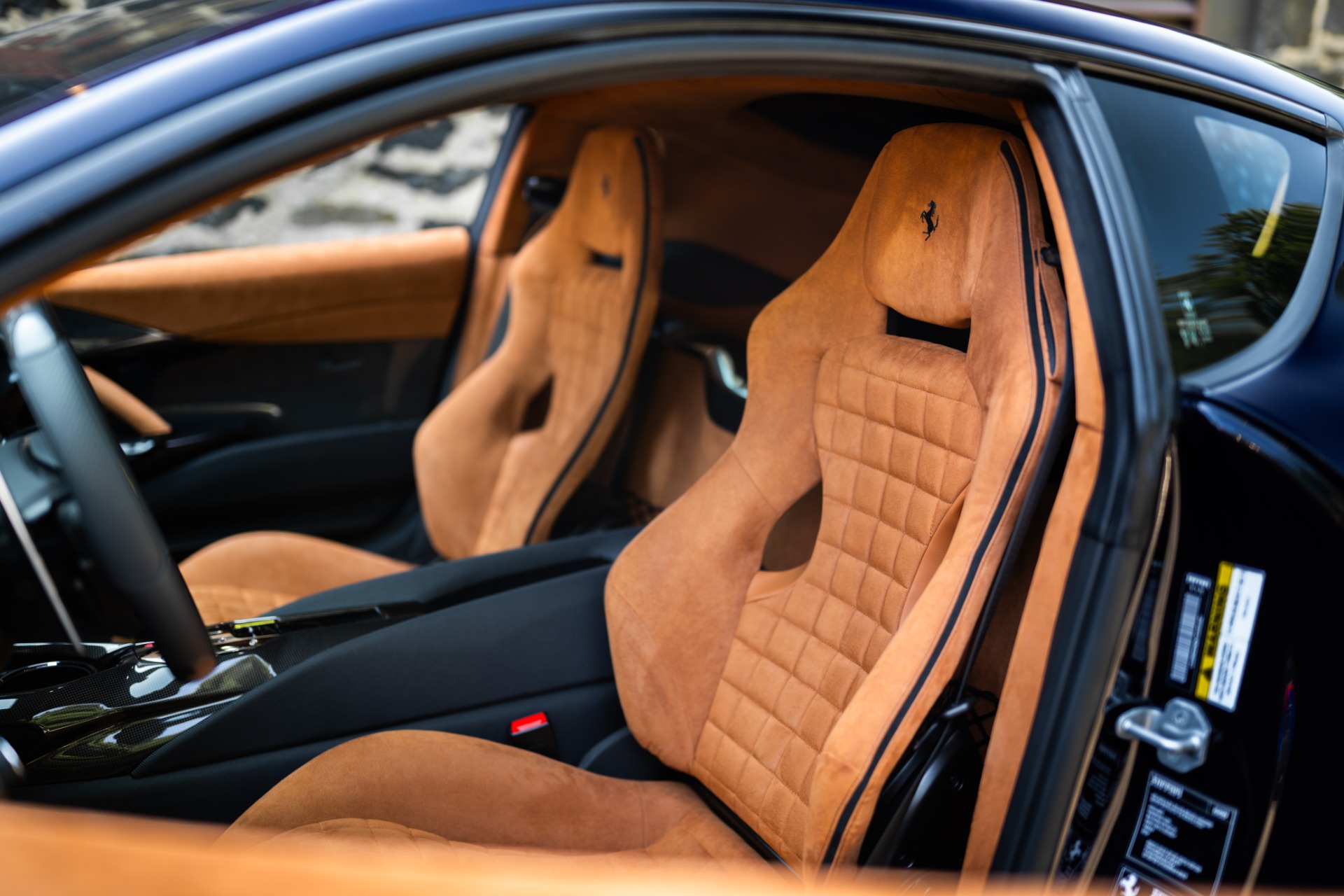 Used-2022-Ferrari-812-Competizione