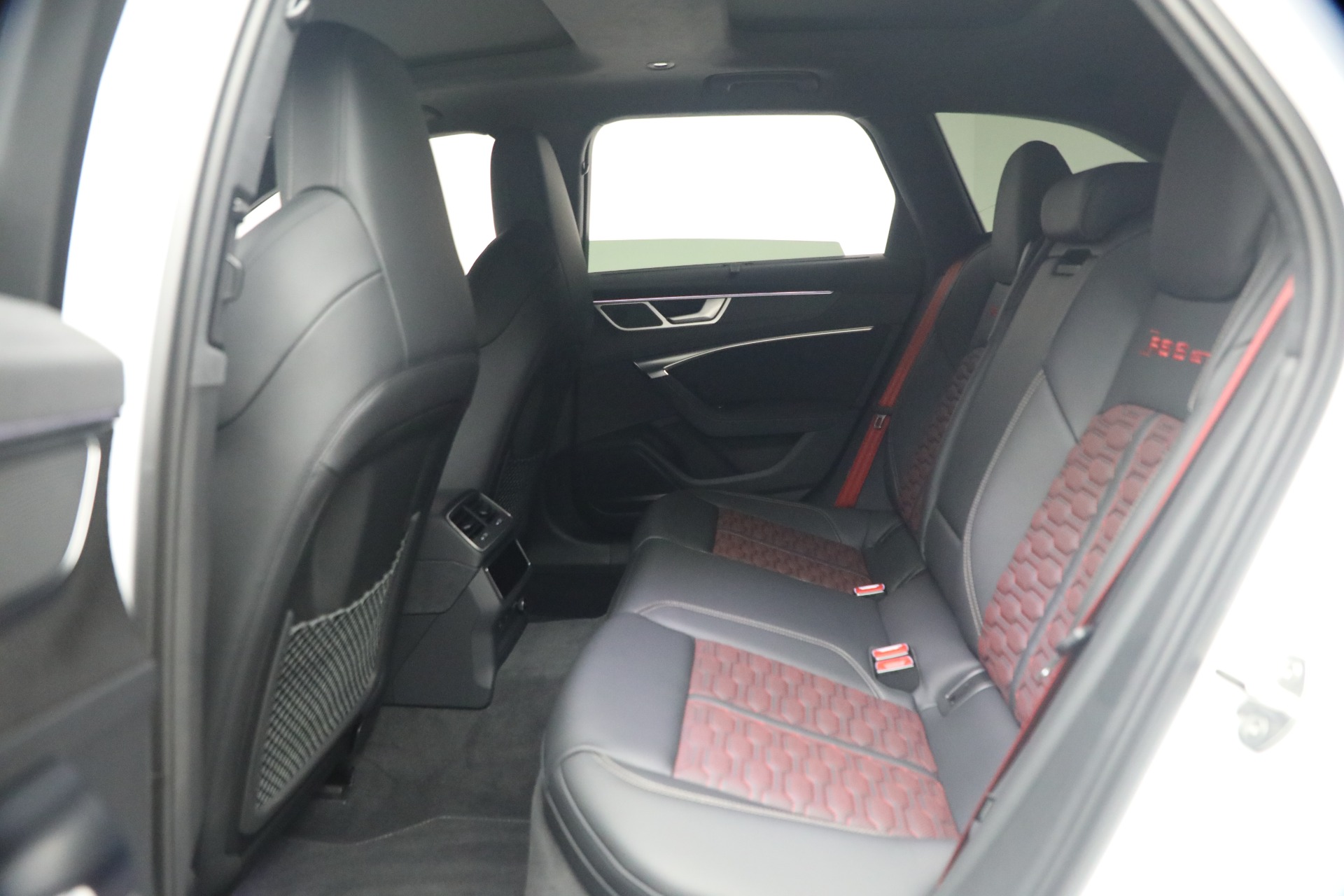 Used-2025-Audi-RS-6-Avant-40T-quattro-Avant-GT