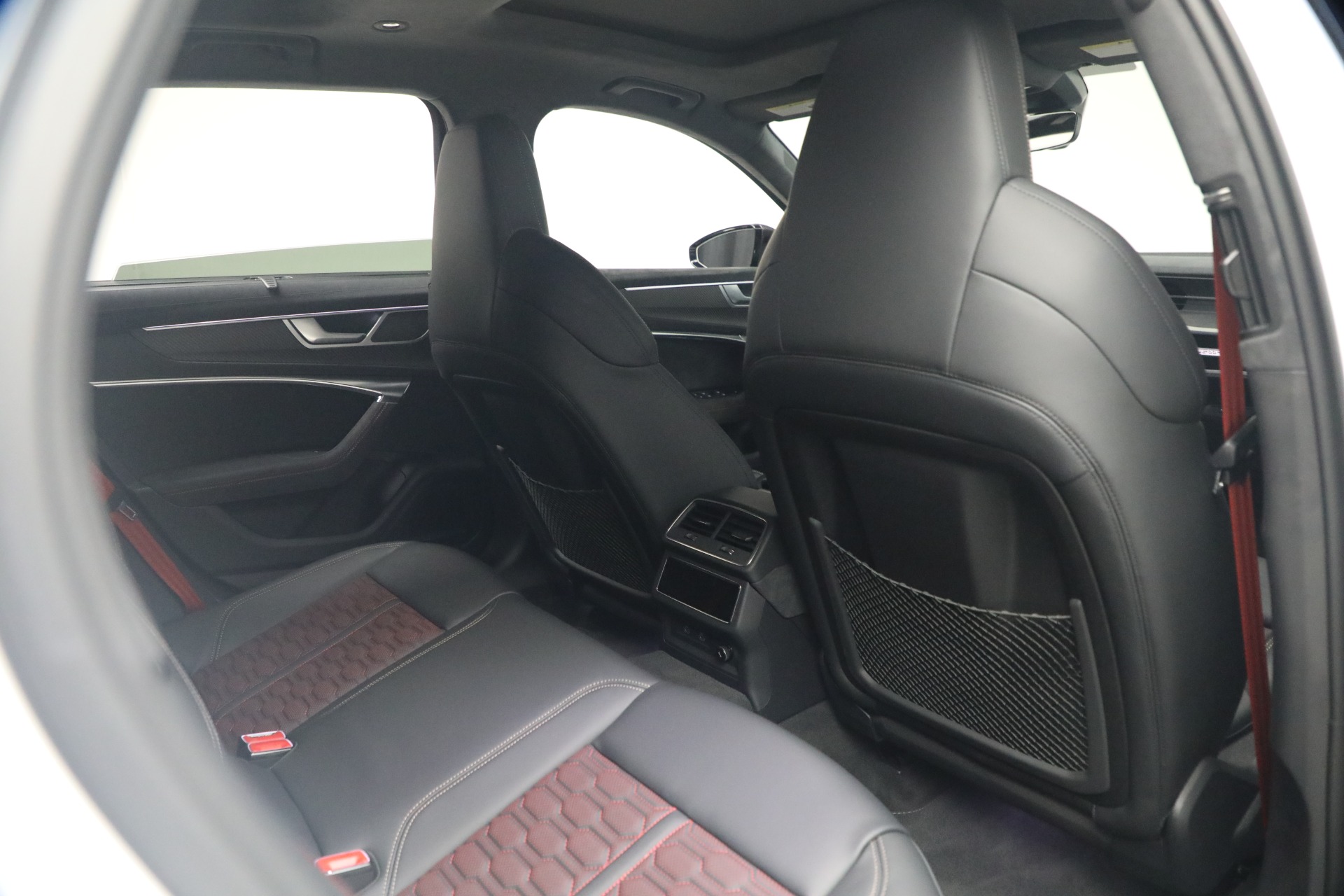 Used-2025-Audi-RS-6-Avant-40T-quattro-Avant-GT