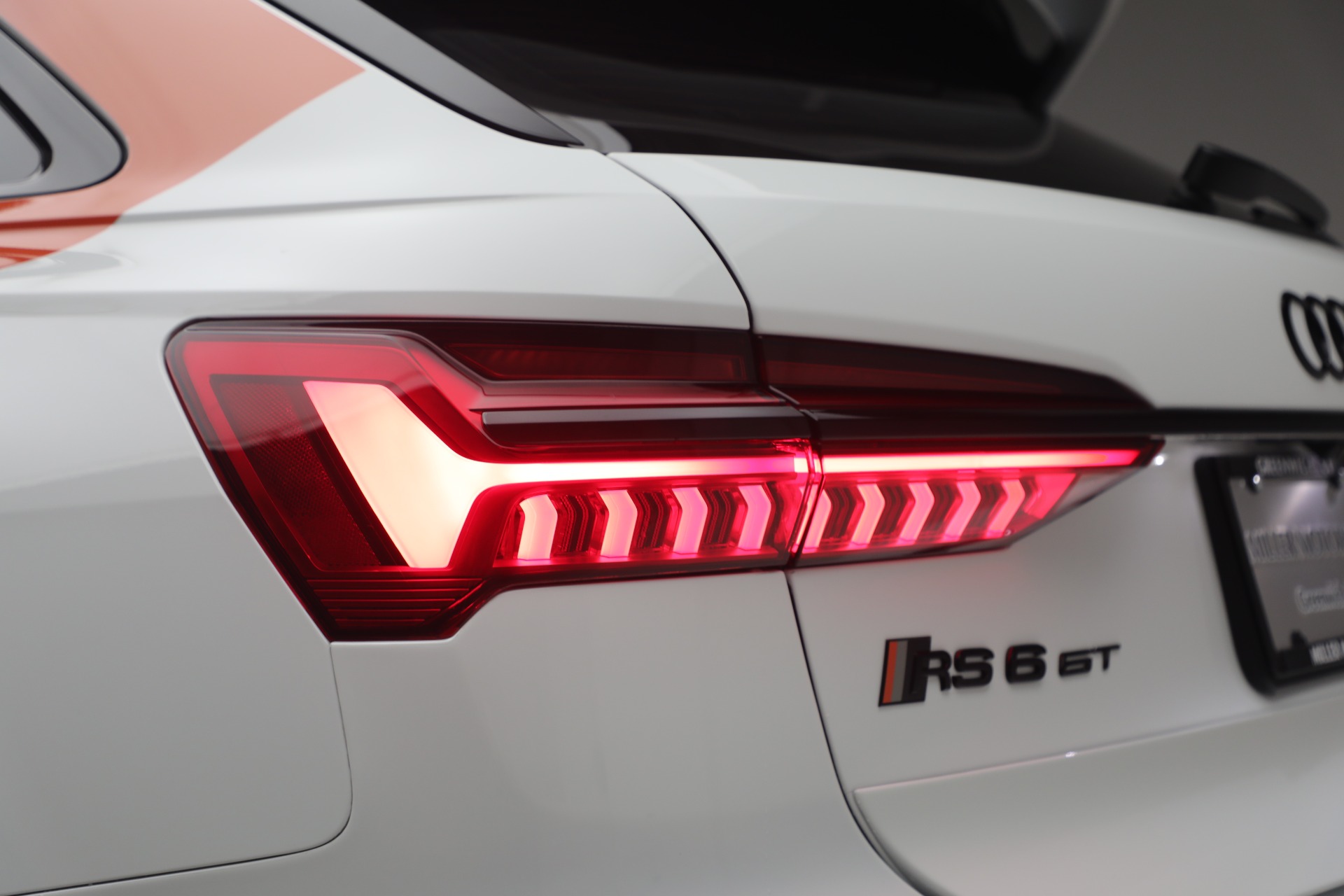 Used-2025-Audi-RS-6-Avant-40T-quattro-Avant-GT