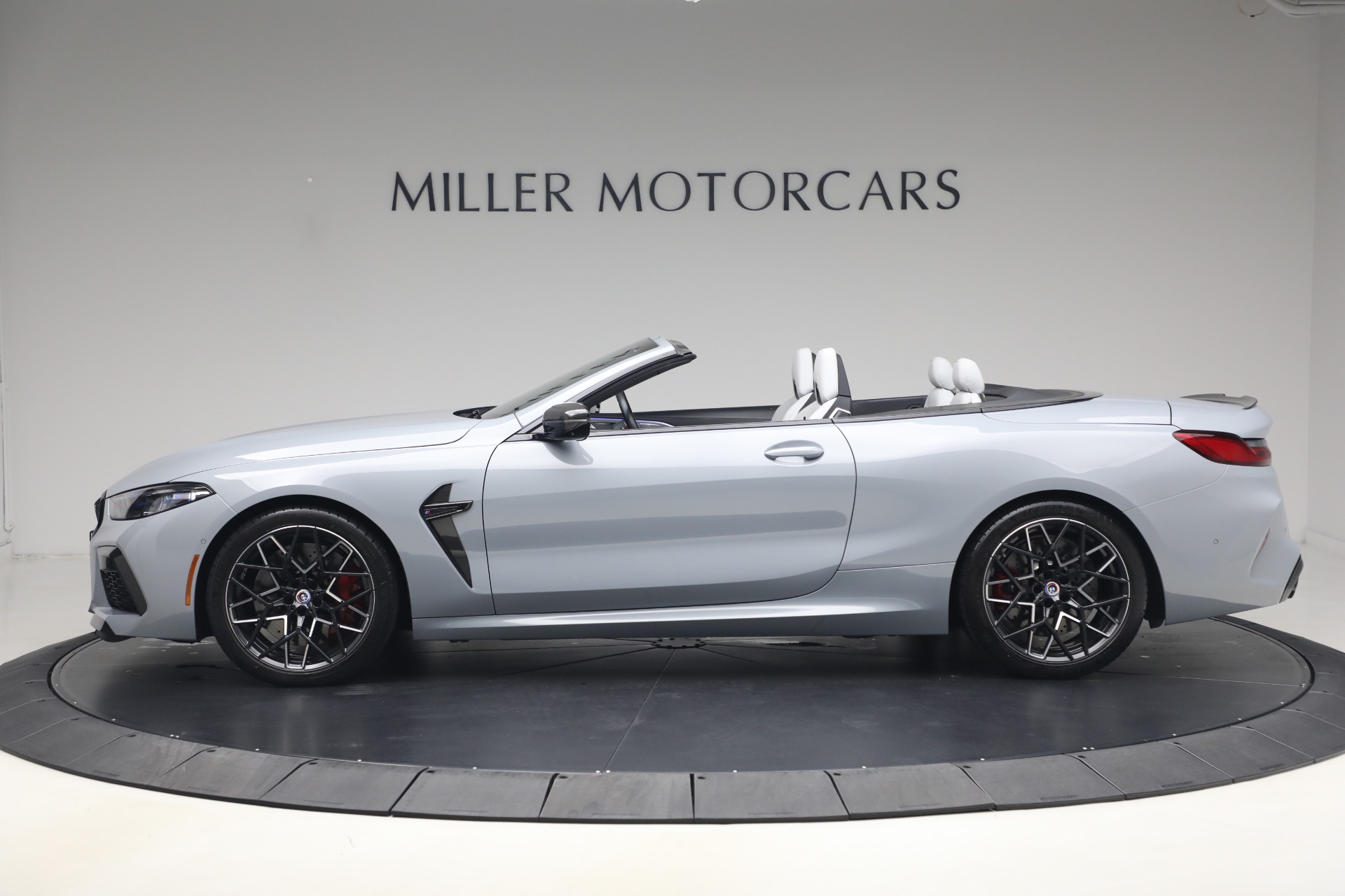 Used-2023-BMW-M8-Competition