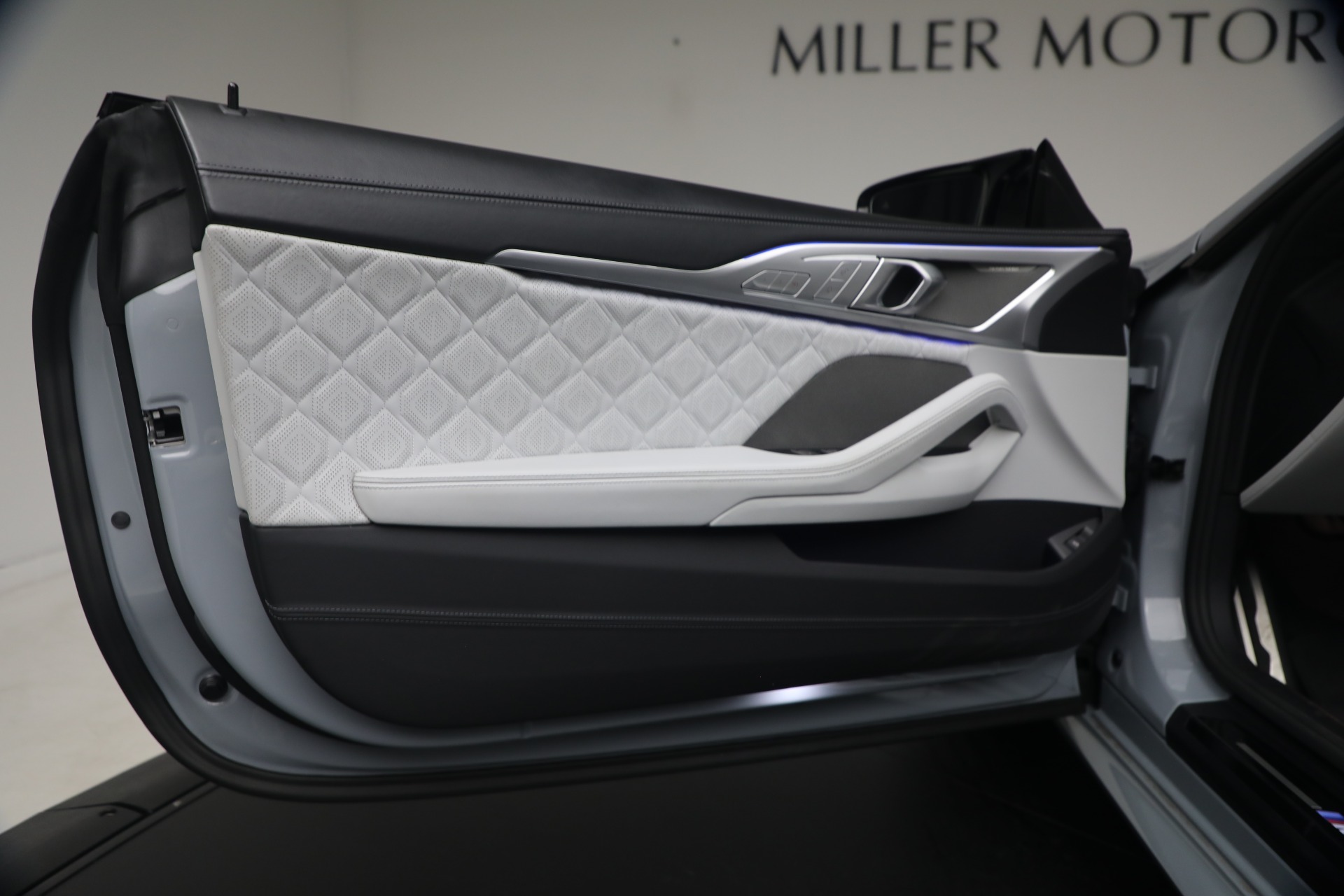 Used-2023-BMW-M8-Competition