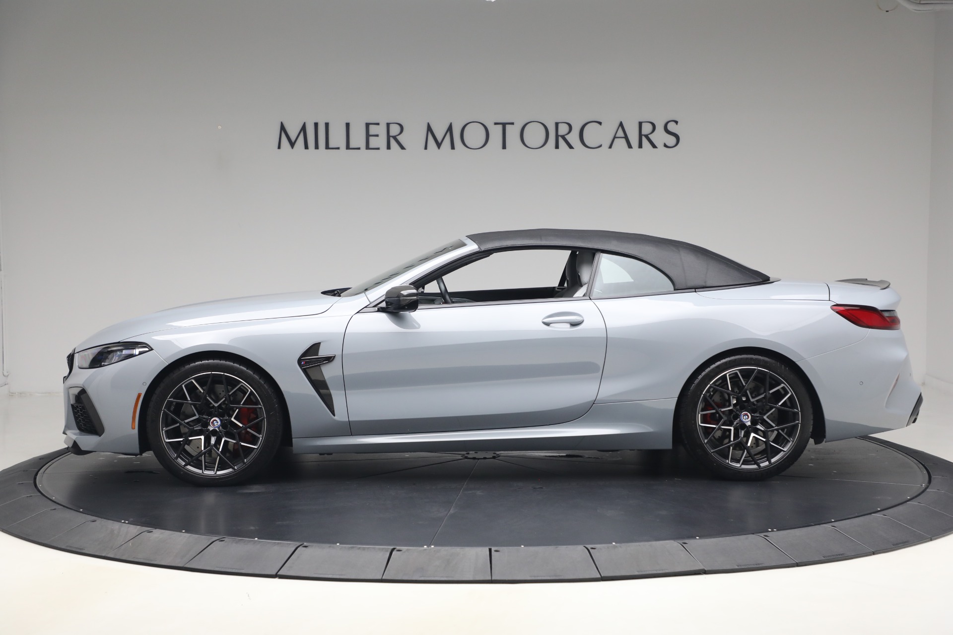 Used-2023-BMW-M8-Competition