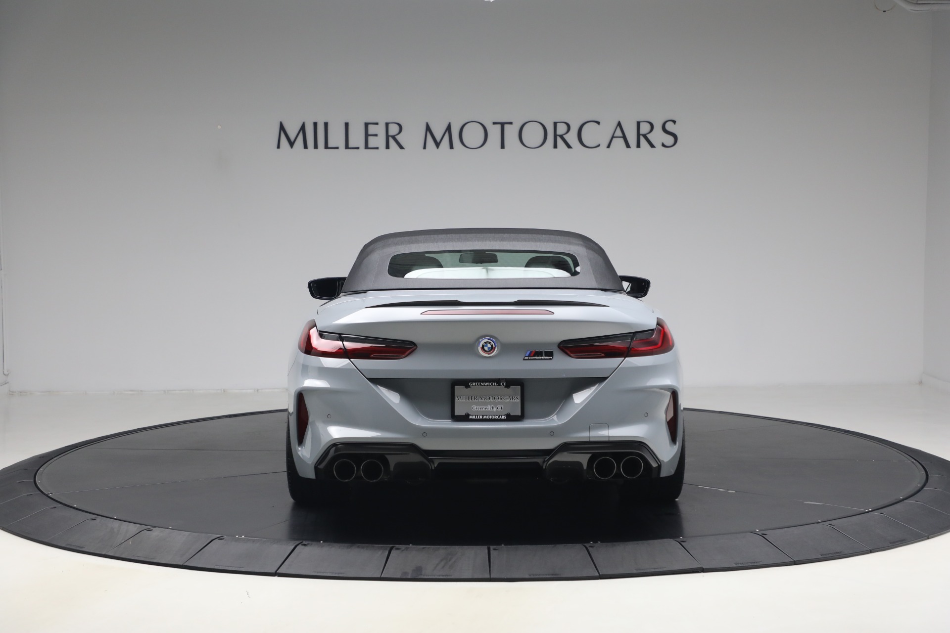 Used-2023-BMW-M8-Competition