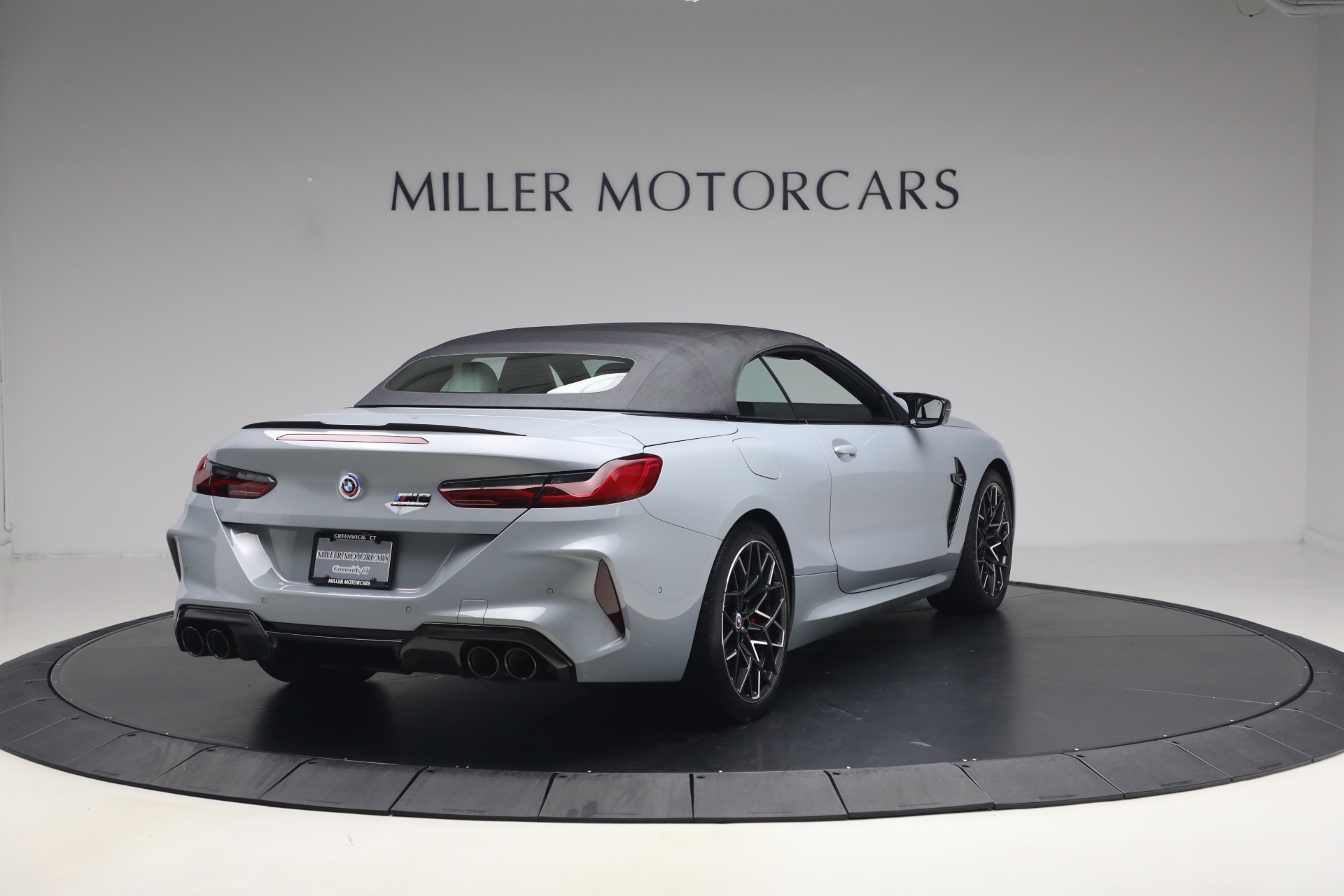 Used-2023-BMW-M8-Competition