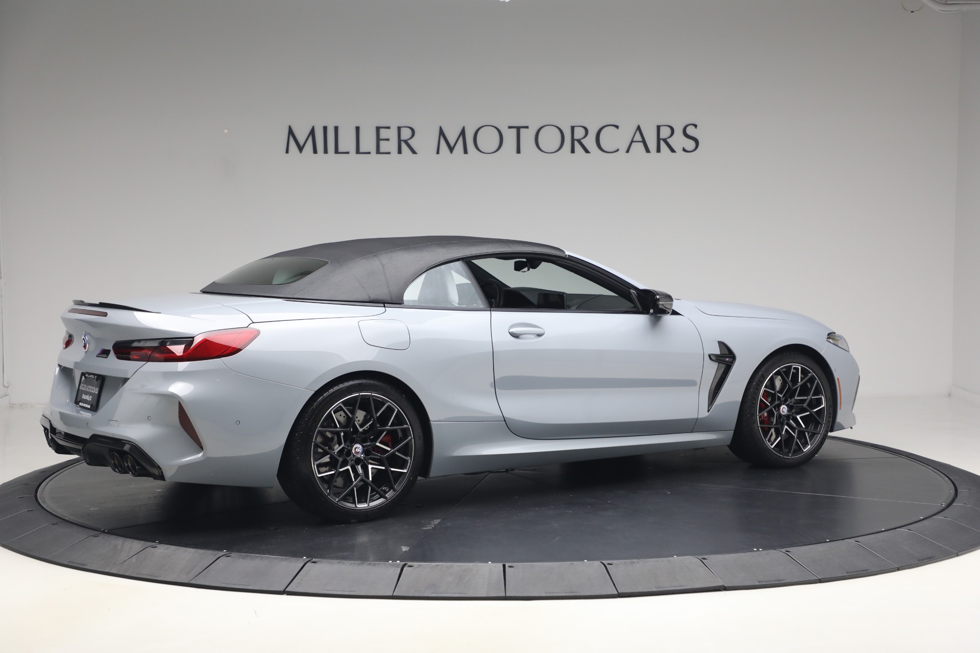Used-2023-BMW-M8-Competition