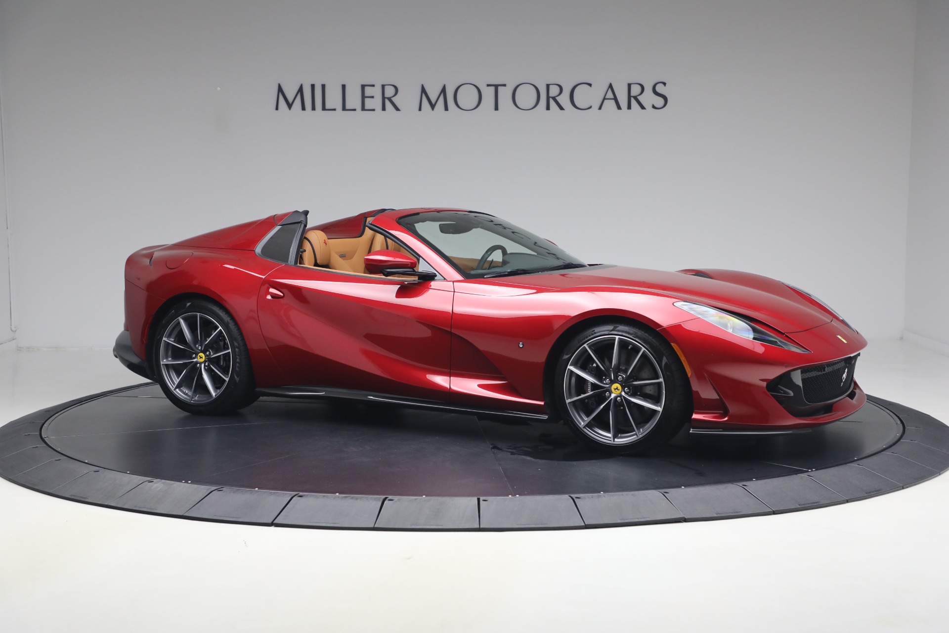 Used-2023-Ferrari-812-GTS