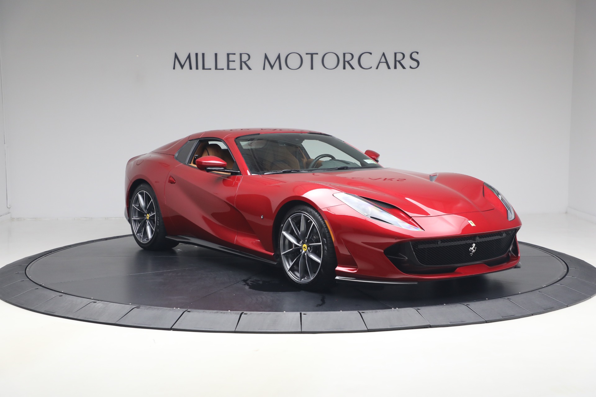 Used-2023-Ferrari-812-GTS