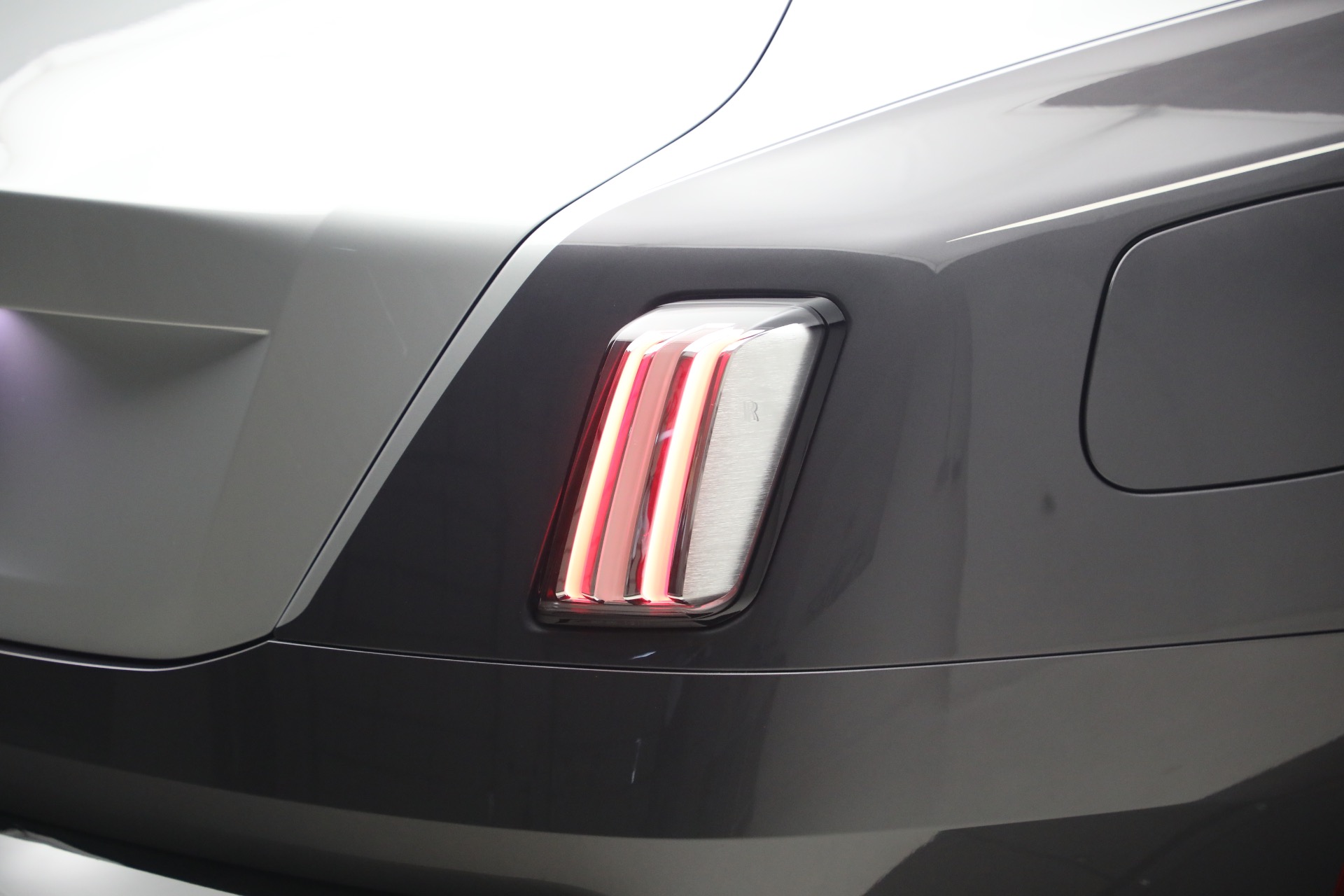 Used-2024-Rolls-Royce-Spectre