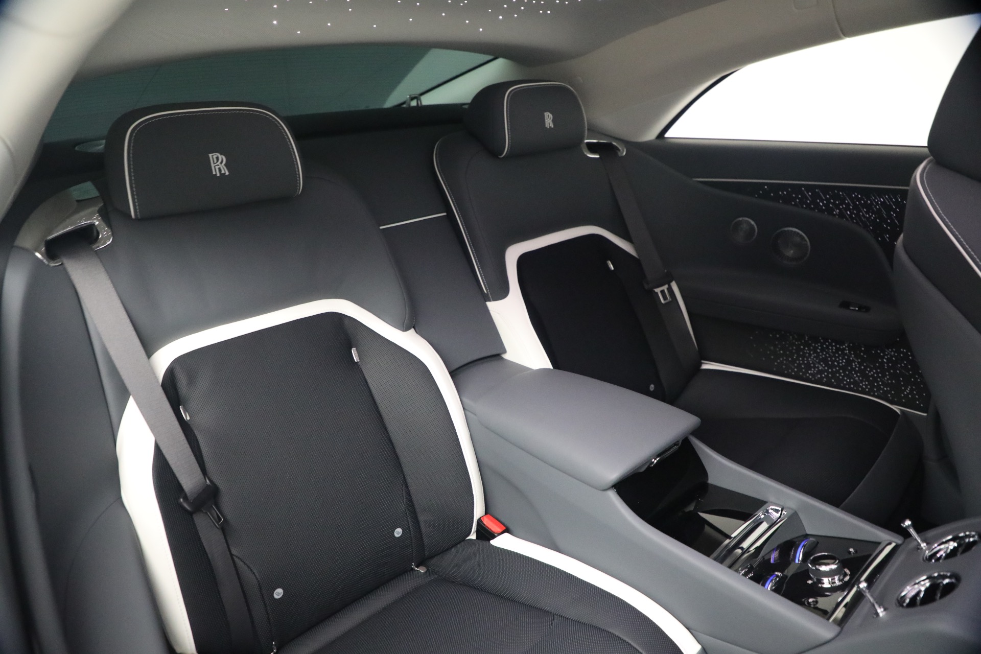Used-2024-Rolls-Royce-Spectre