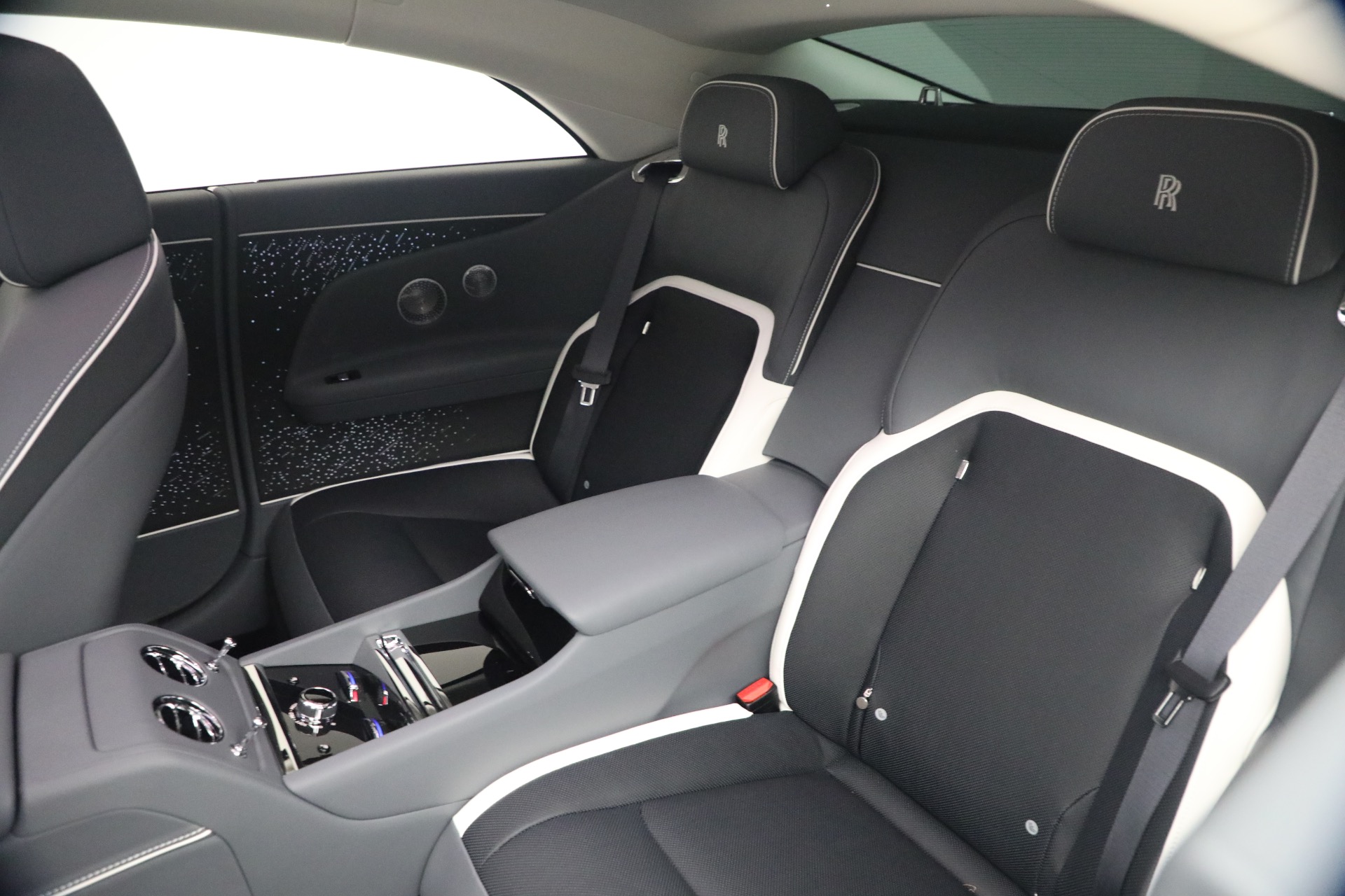 Used-2024-Rolls-Royce-Spectre