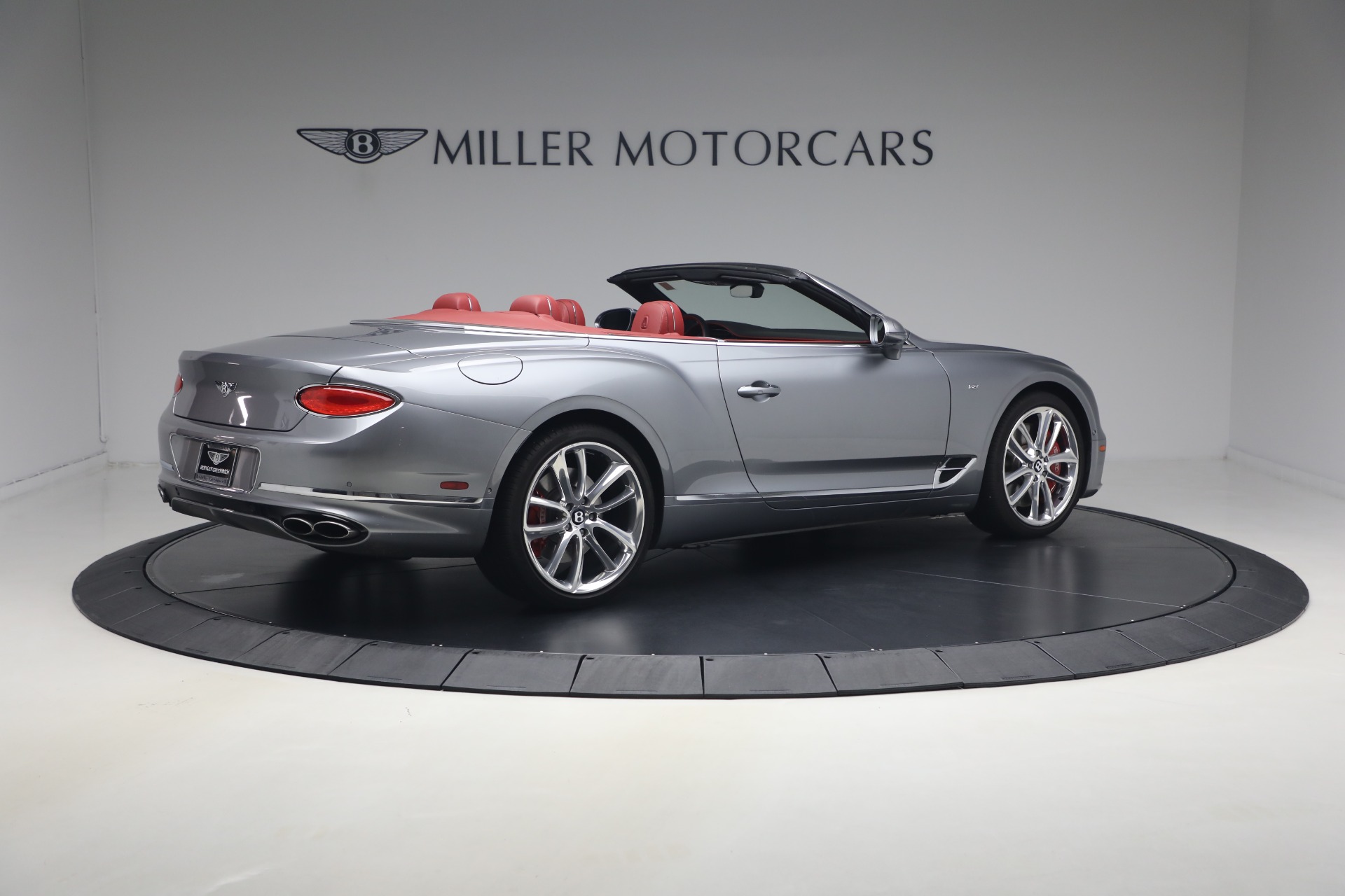 Used-2022-Bentley-Continental-GTC-V8