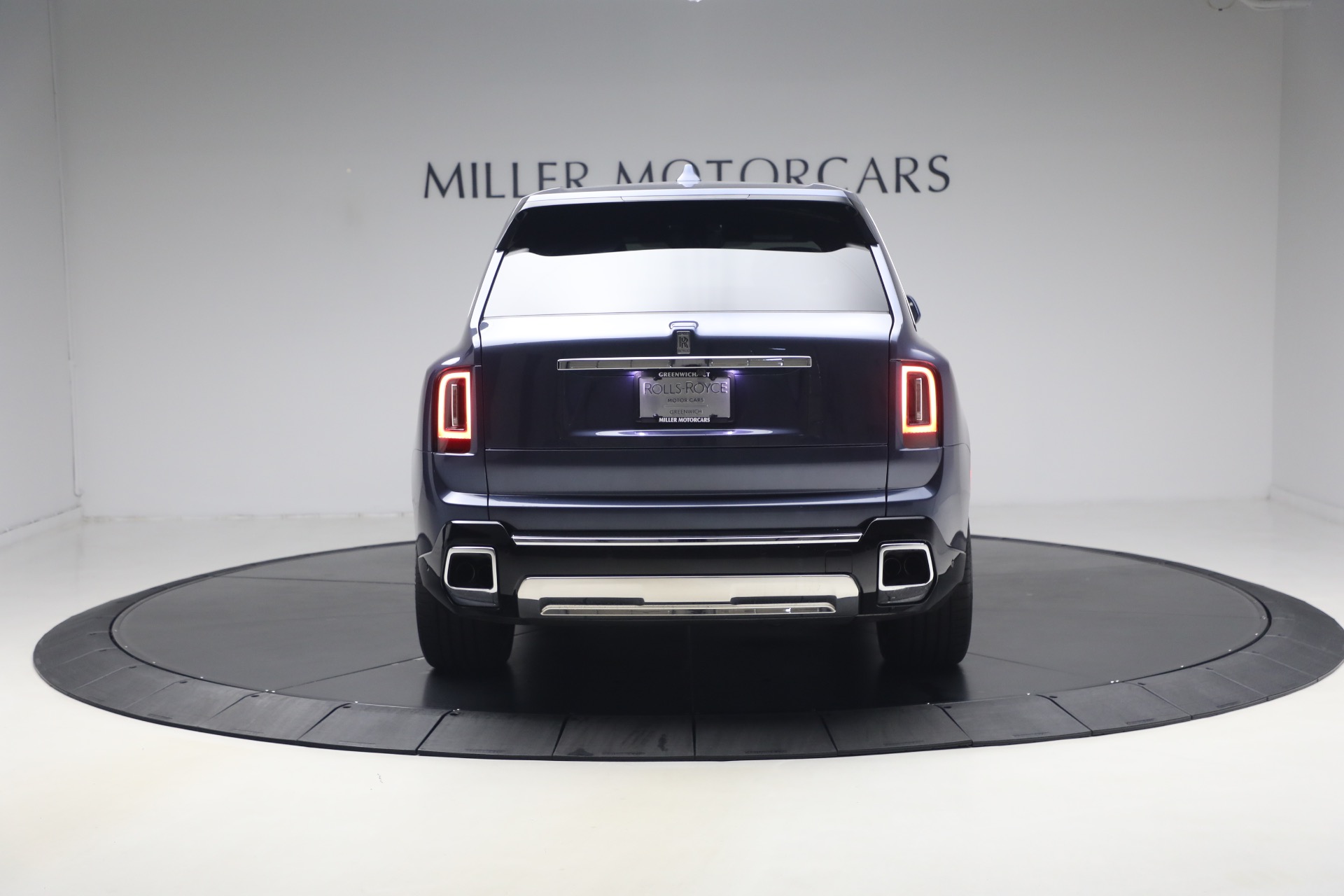Used-2025-Rolls-Royce-Cullinan