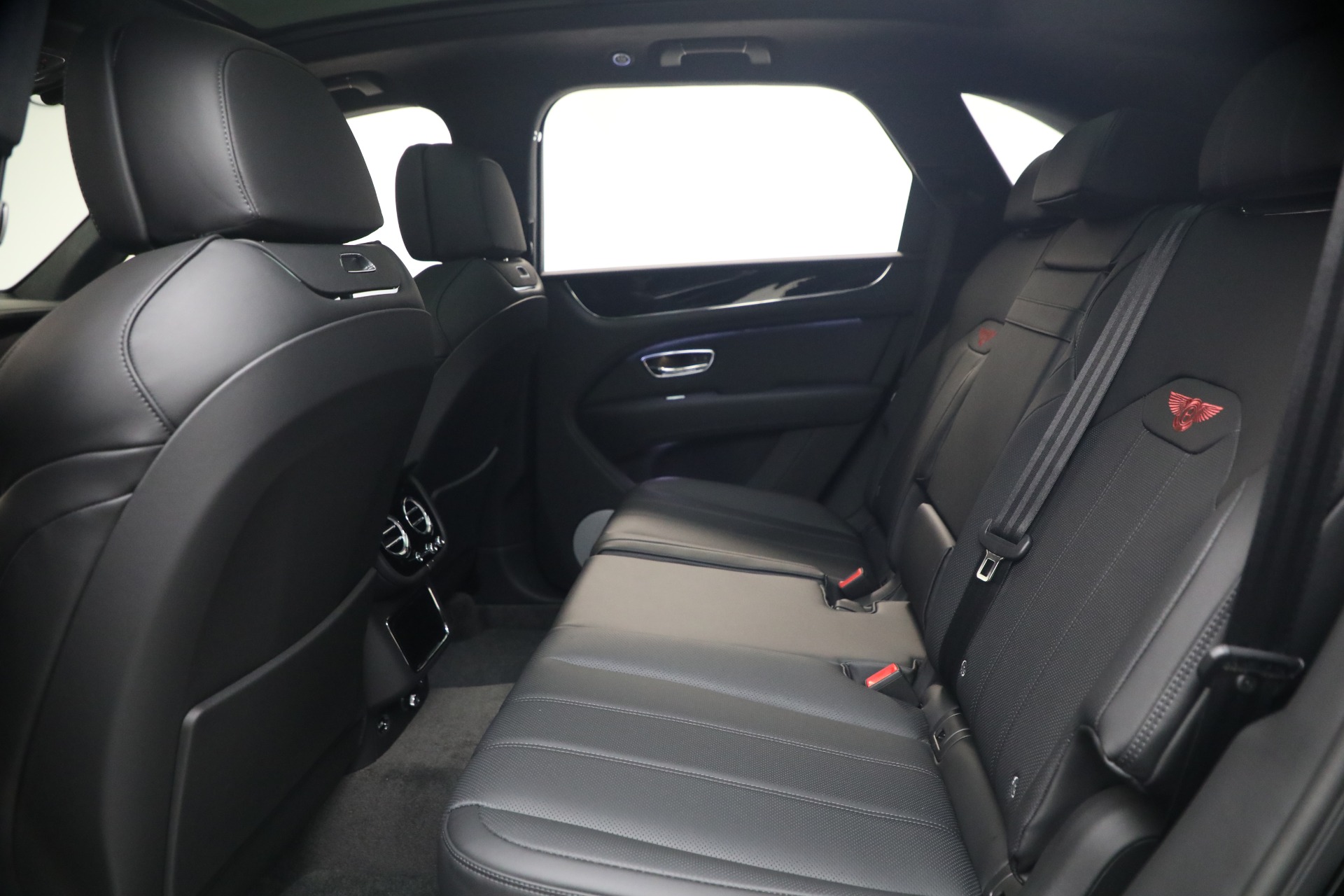 New-2026-Bentley-Bentayga-V8
