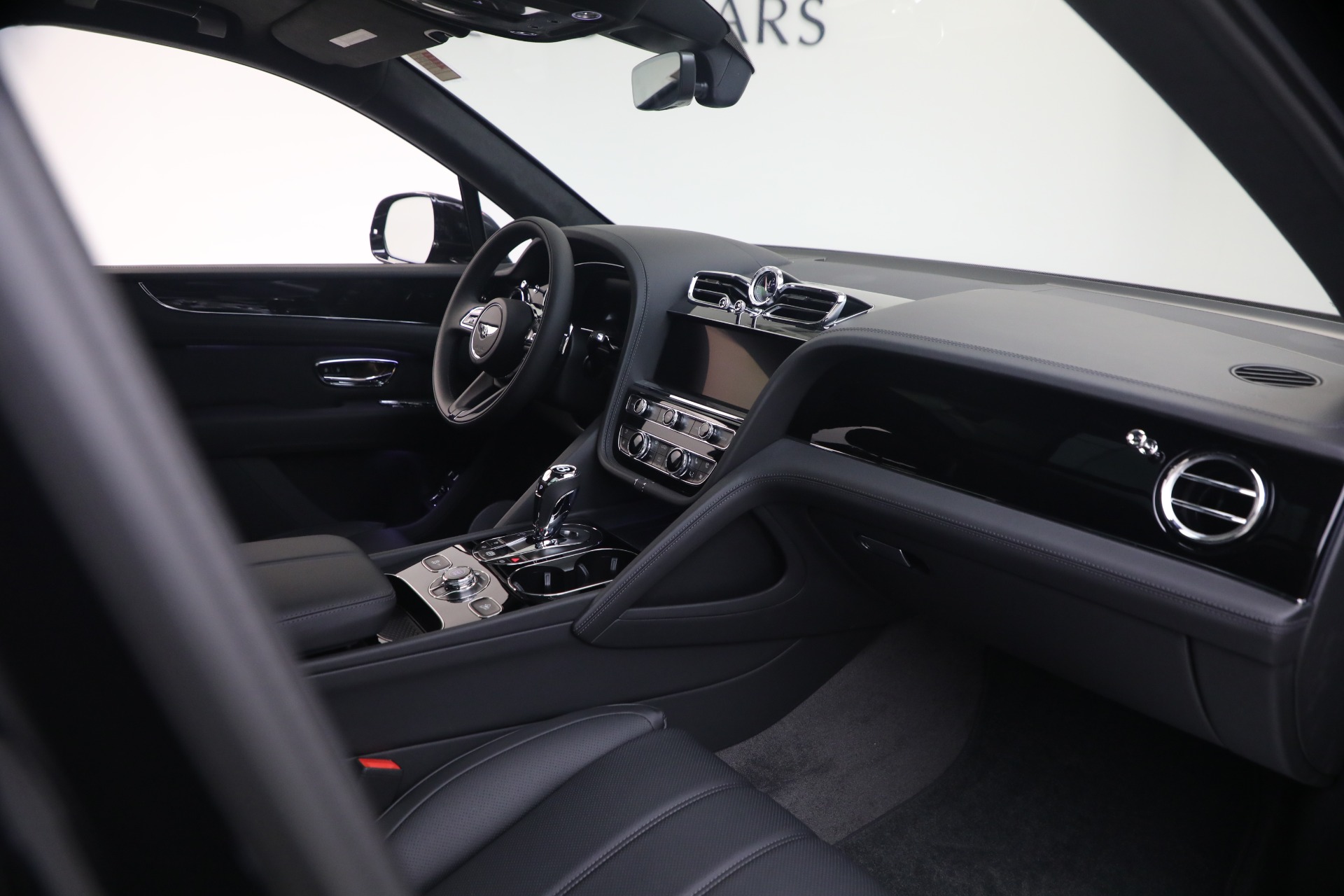 New-2026-Bentley-Bentayga-V8