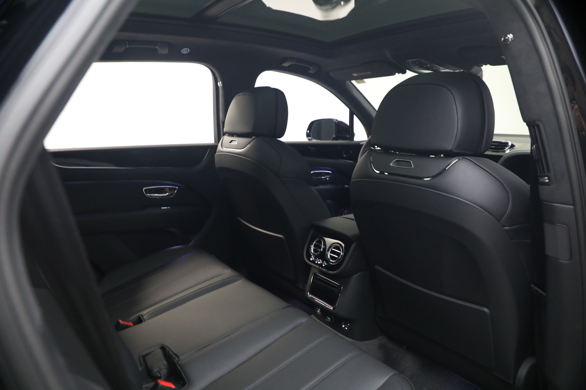 New-2026-Bentley-Bentayga-V8