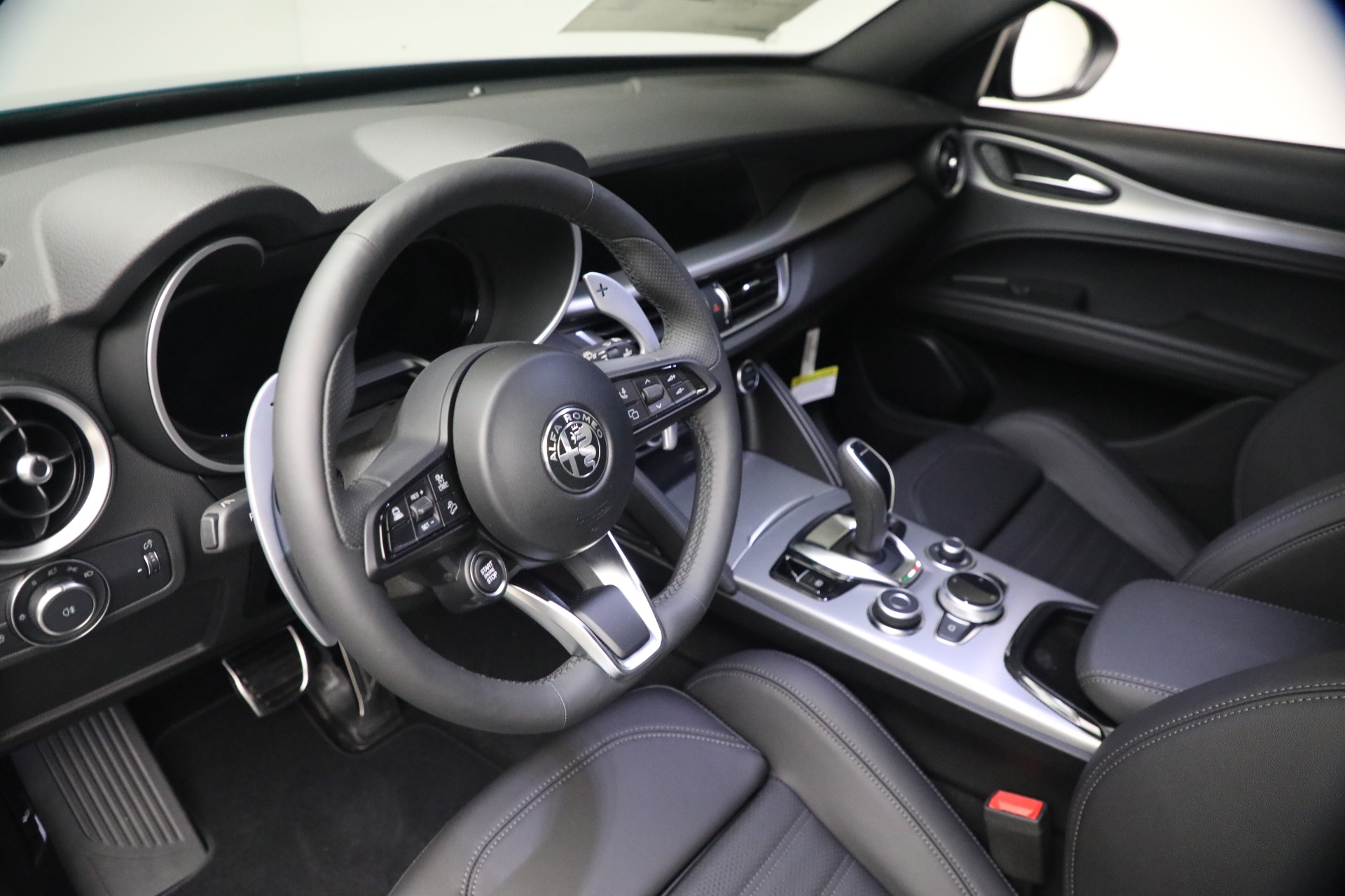 New-2026-Alfa-Romeo-Stelvio-Veloce