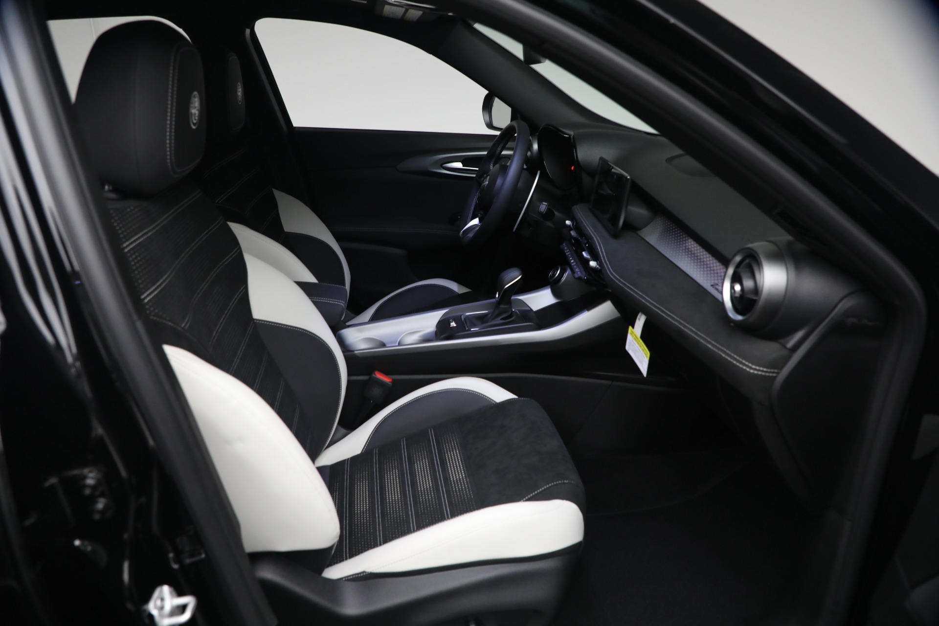 New-2026-Alfa-Romeo-Tonale-Sport-Speciale