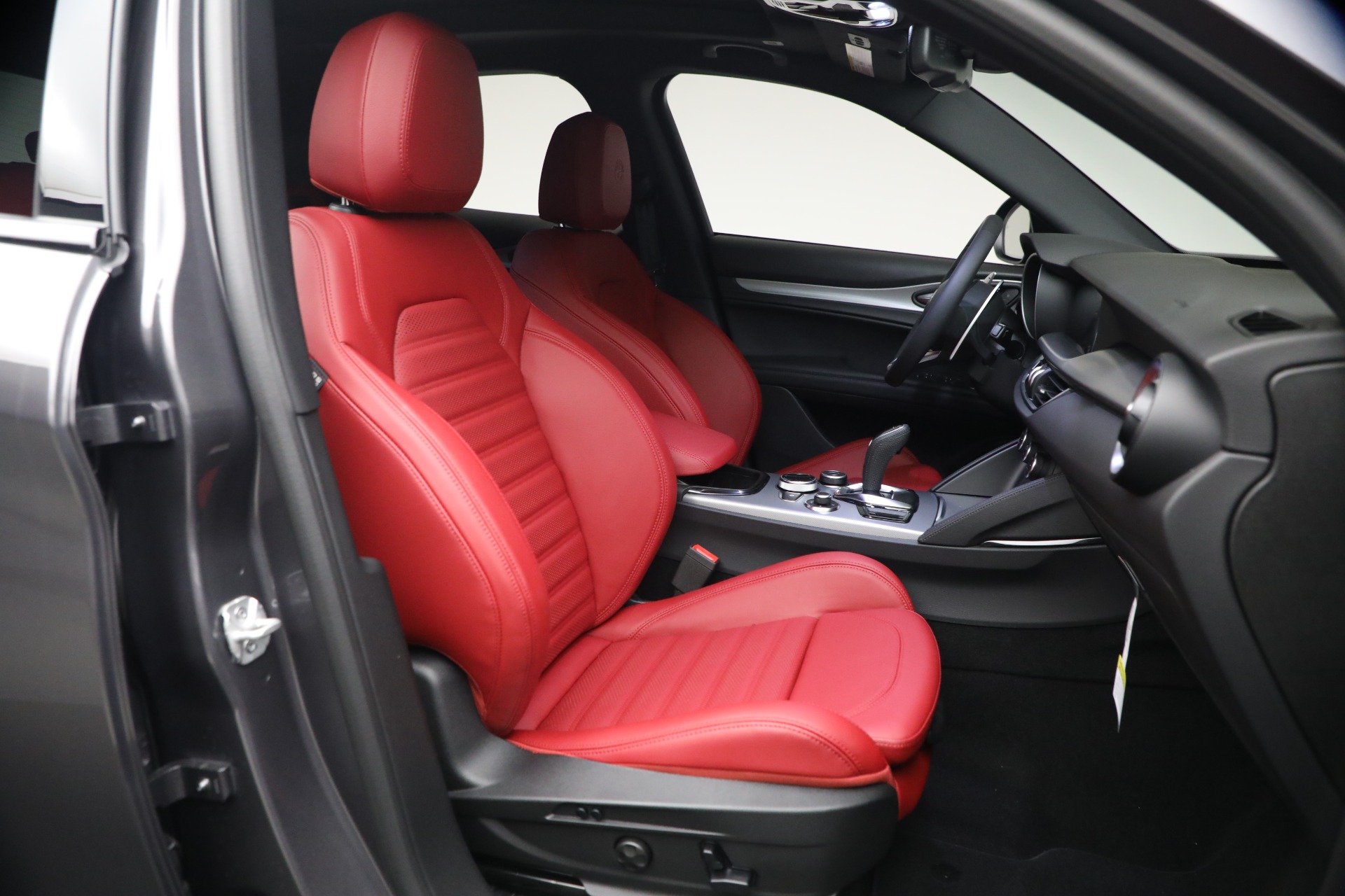 New-2026-Alfa-Romeo-Stelvio-Veloce