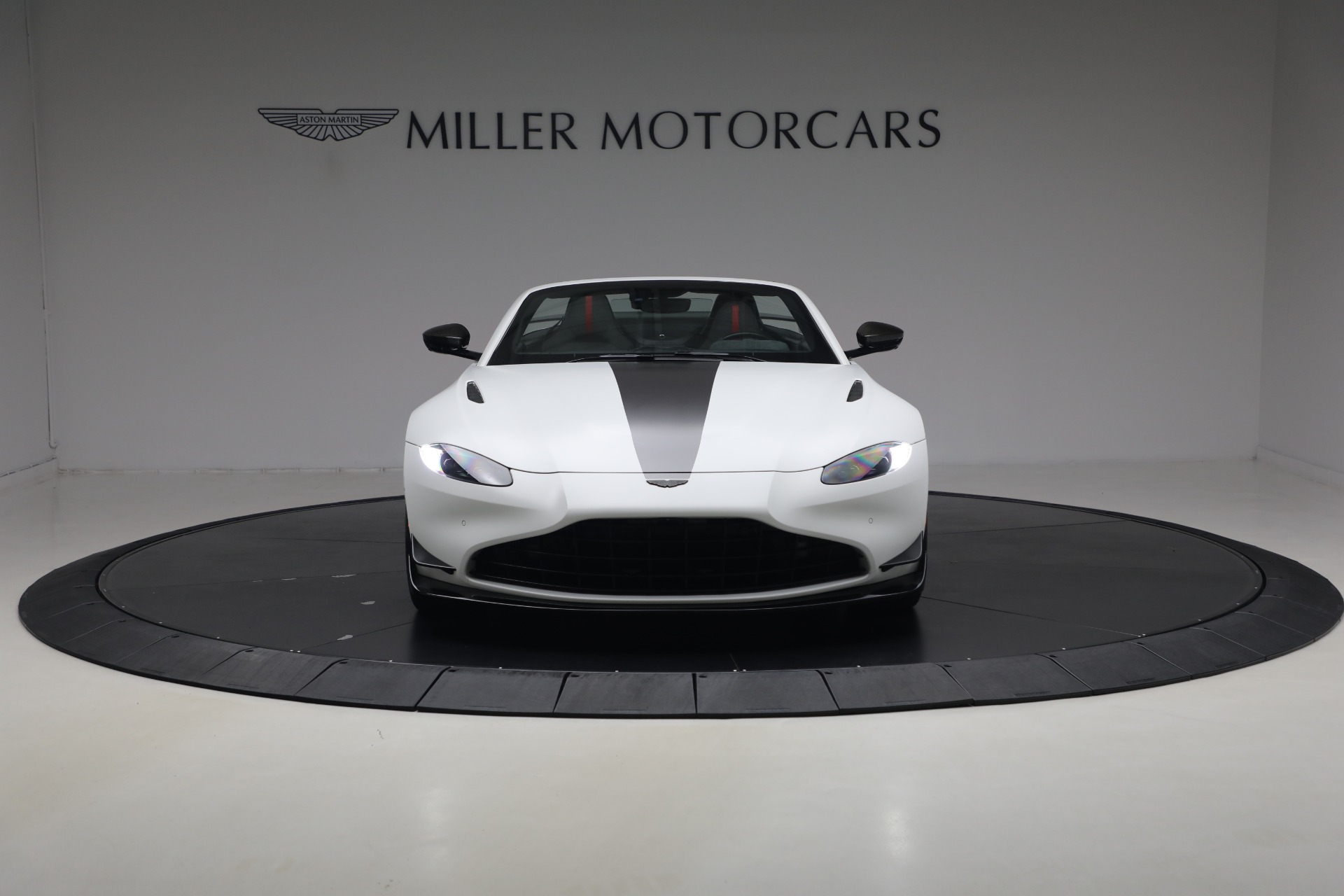 Used-2023-Aston-Martin-Vantage-F1-Edition