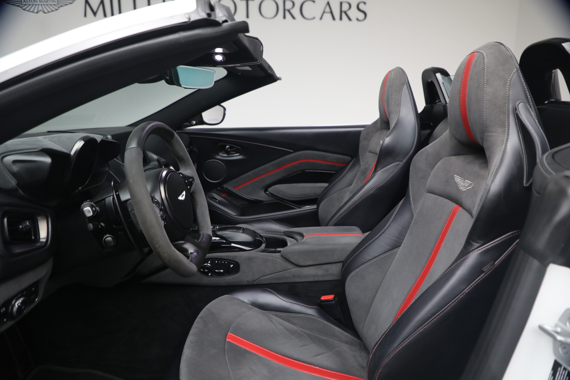 Used-2023-Aston-Martin-Vantage-F1-Edition