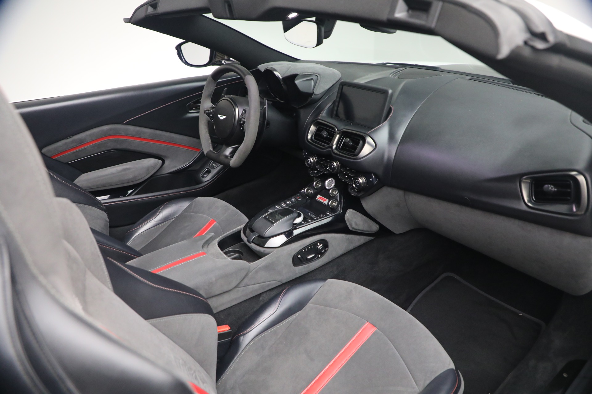 Used-2023-Aston-Martin-Vantage-F1-Edition