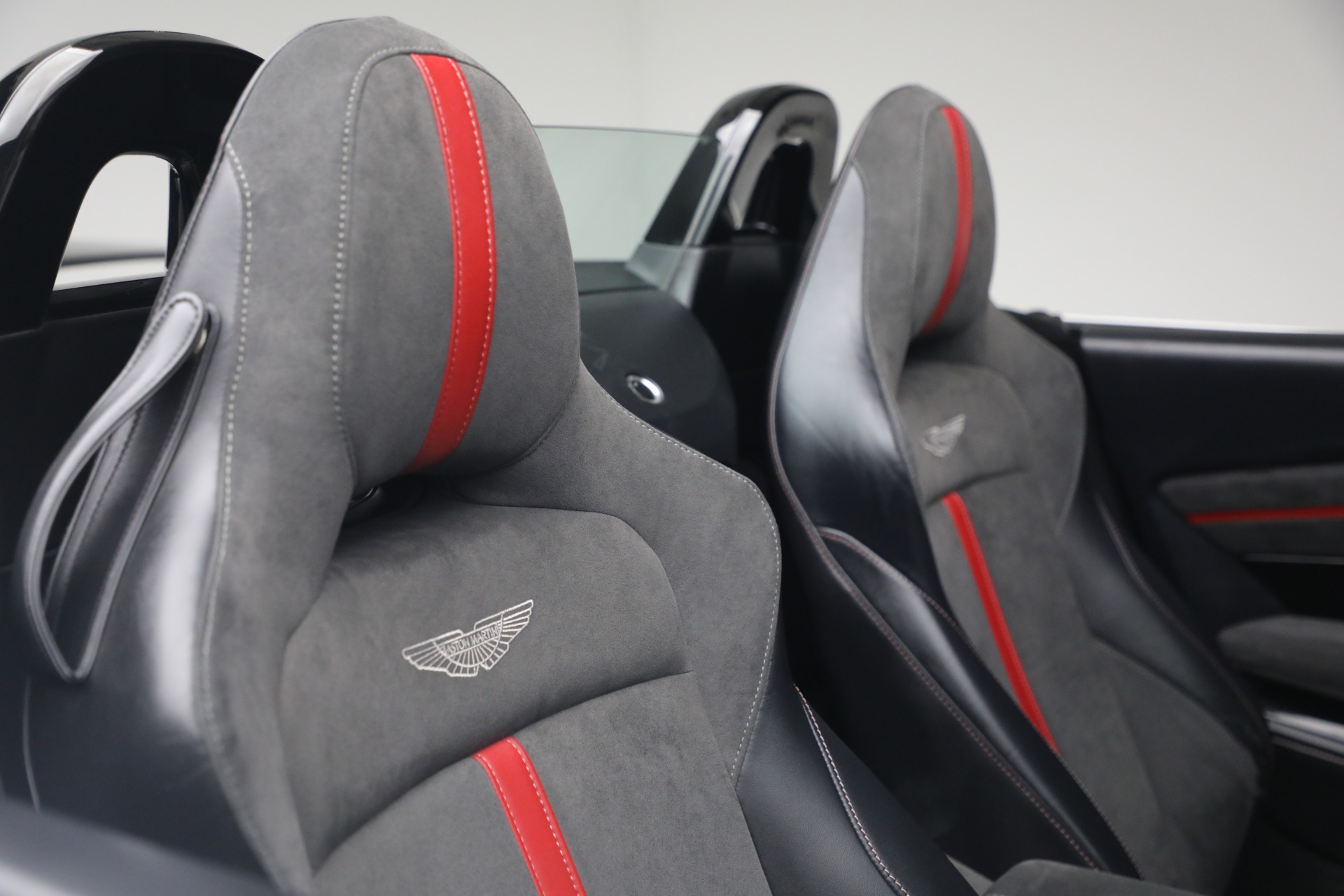 Used-2023-Aston-Martin-Vantage-F1-Edition