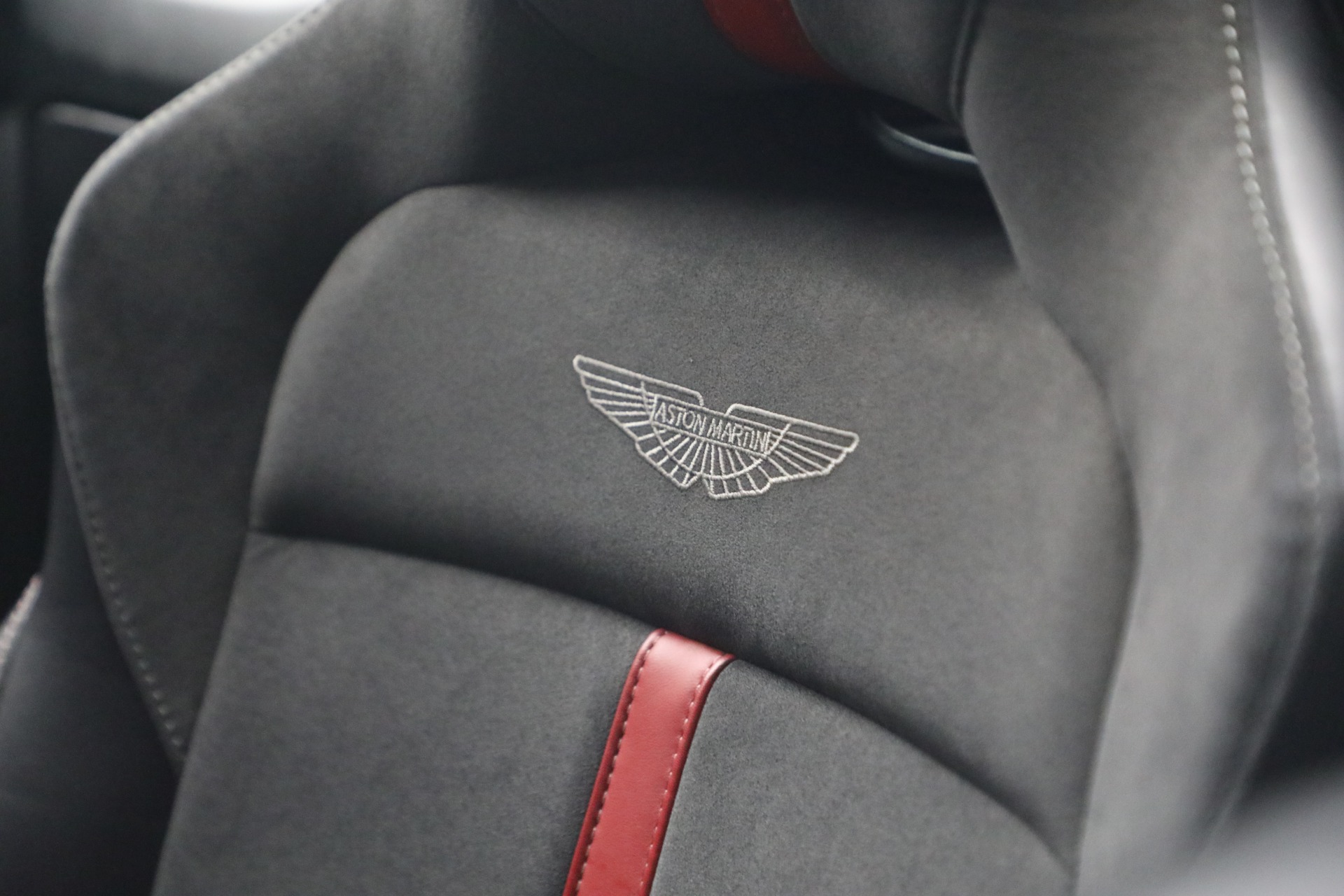 Used-2023-Aston-Martin-Vantage-F1-Edition