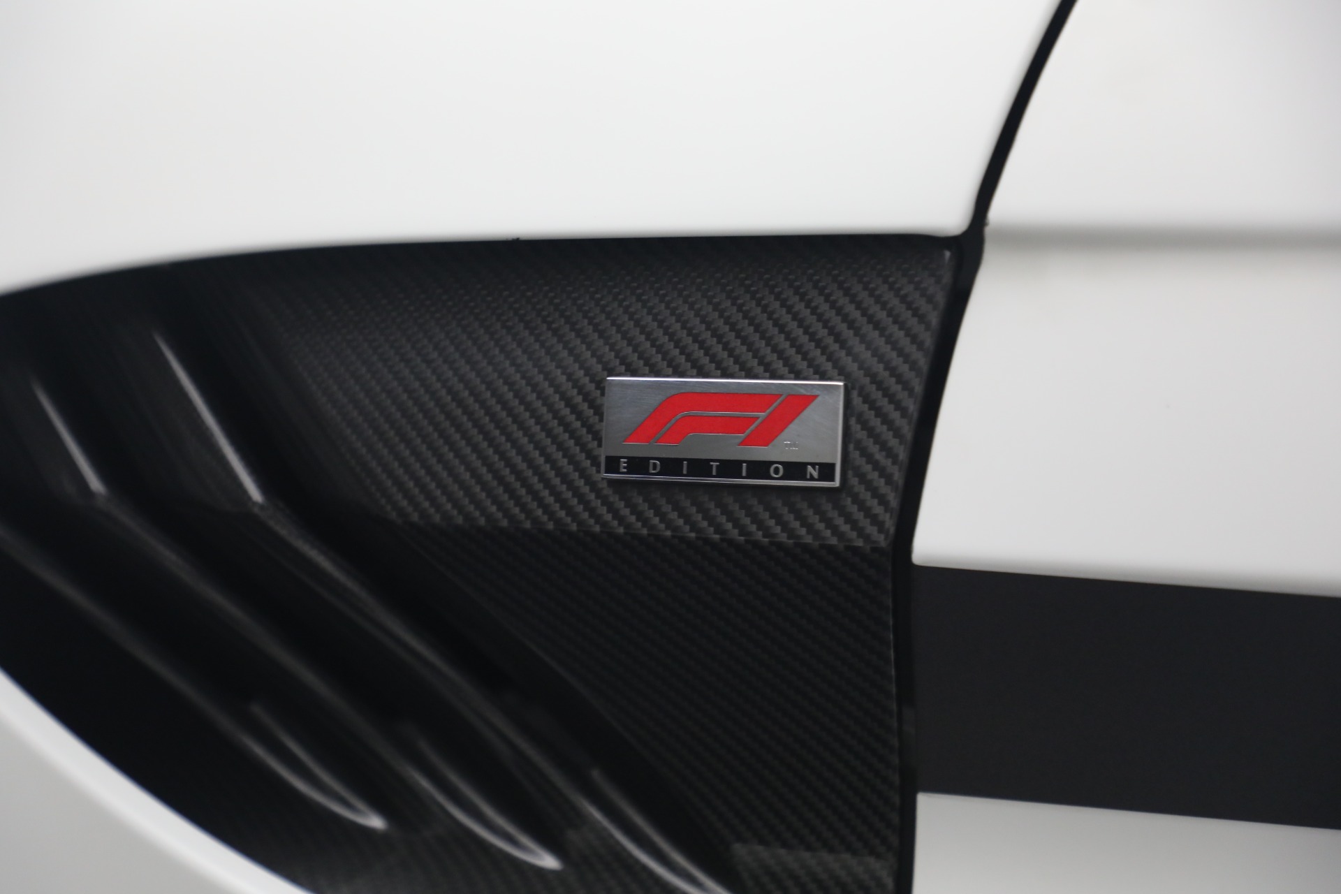 Used-2023-Aston-Martin-Vantage-F1-Edition