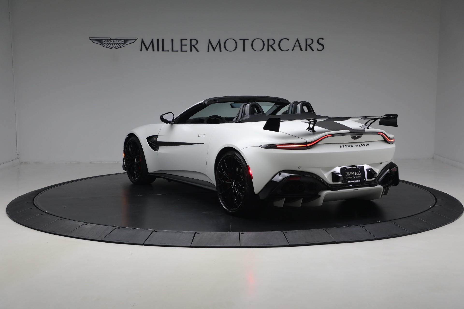 Used-2023-Aston-Martin-Vantage-F1-Edition