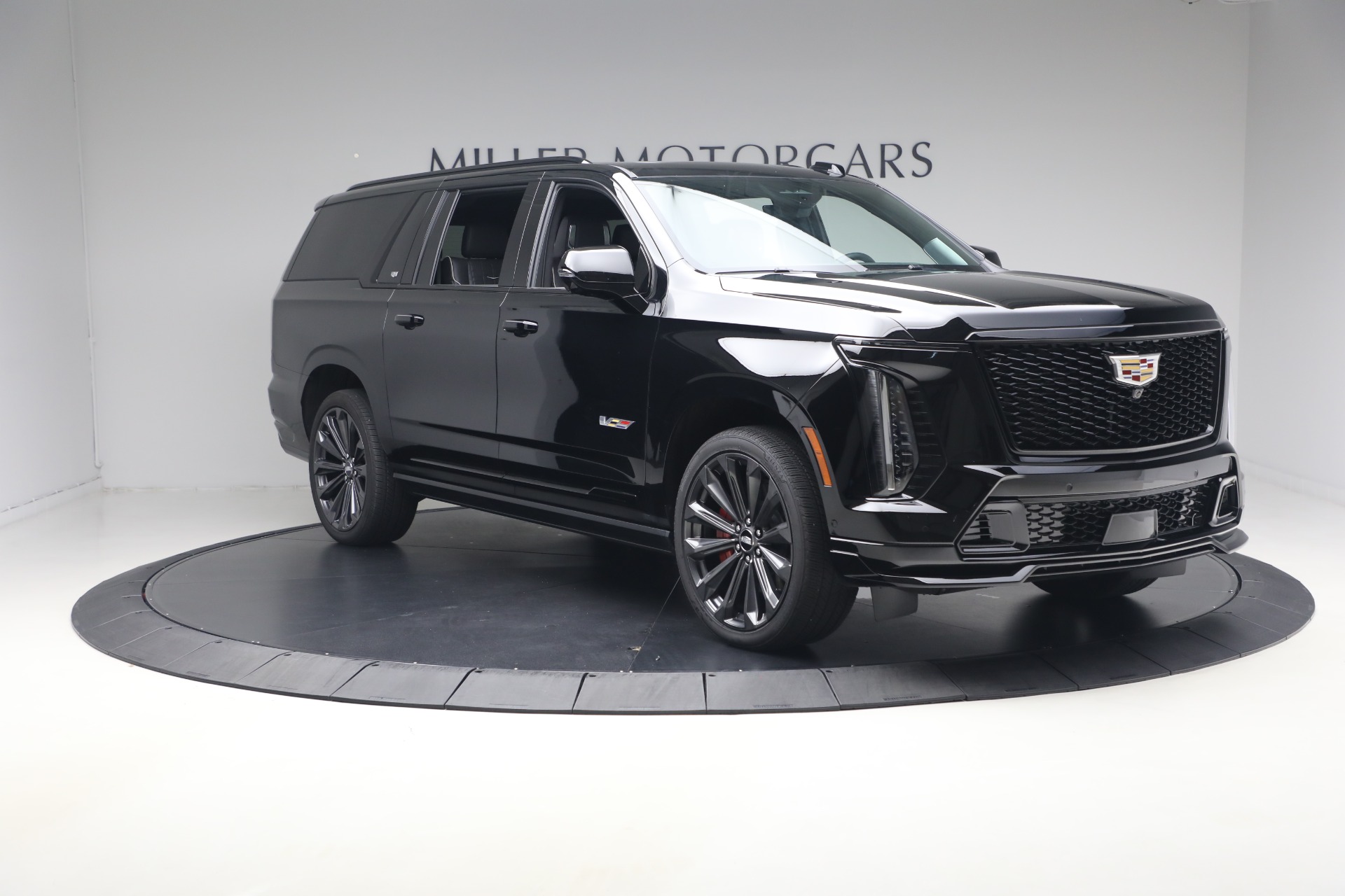 Used-2026-Cadillac-Escalade-V-ESV