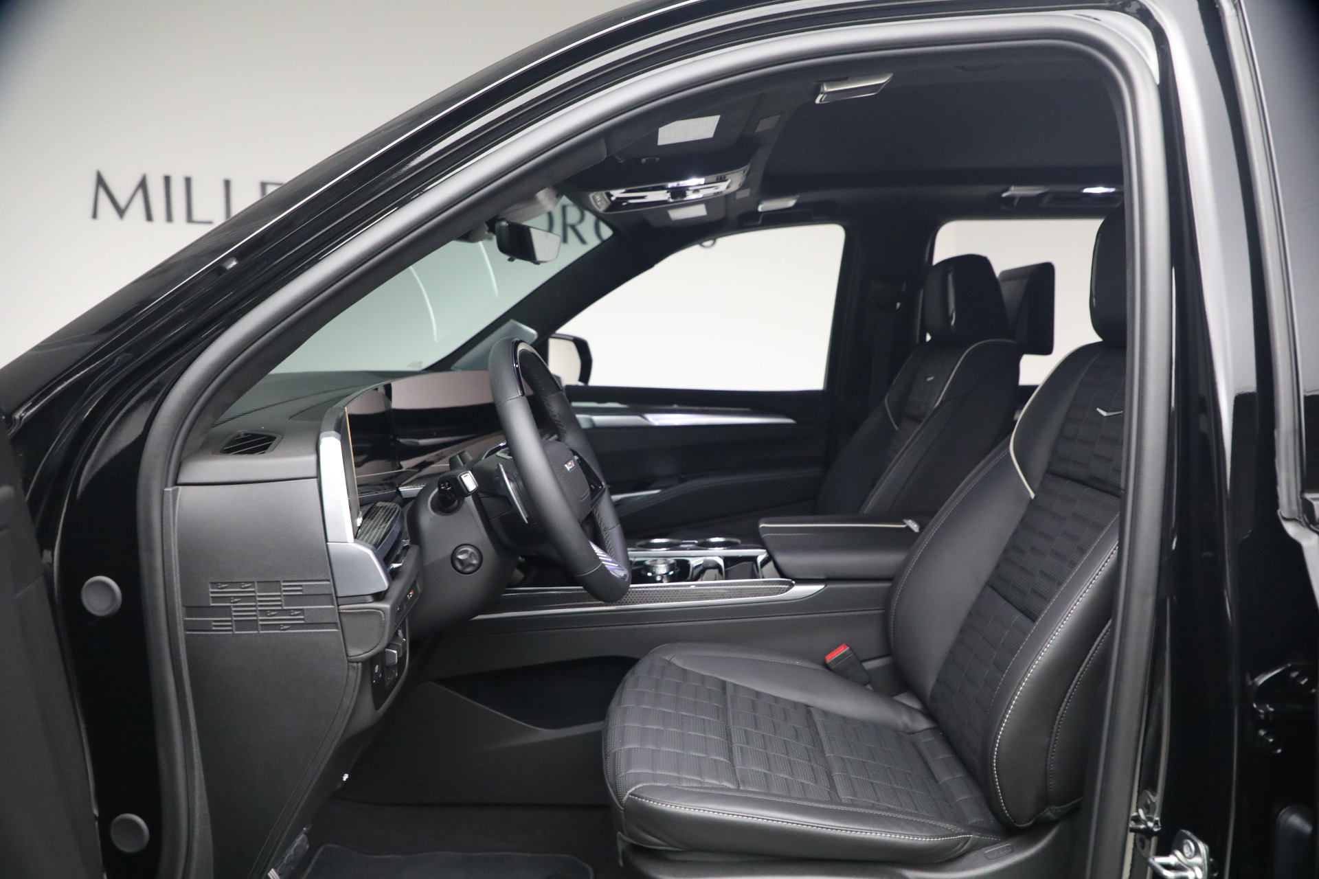 Used-2026-Cadillac-Escalade-V-ESV